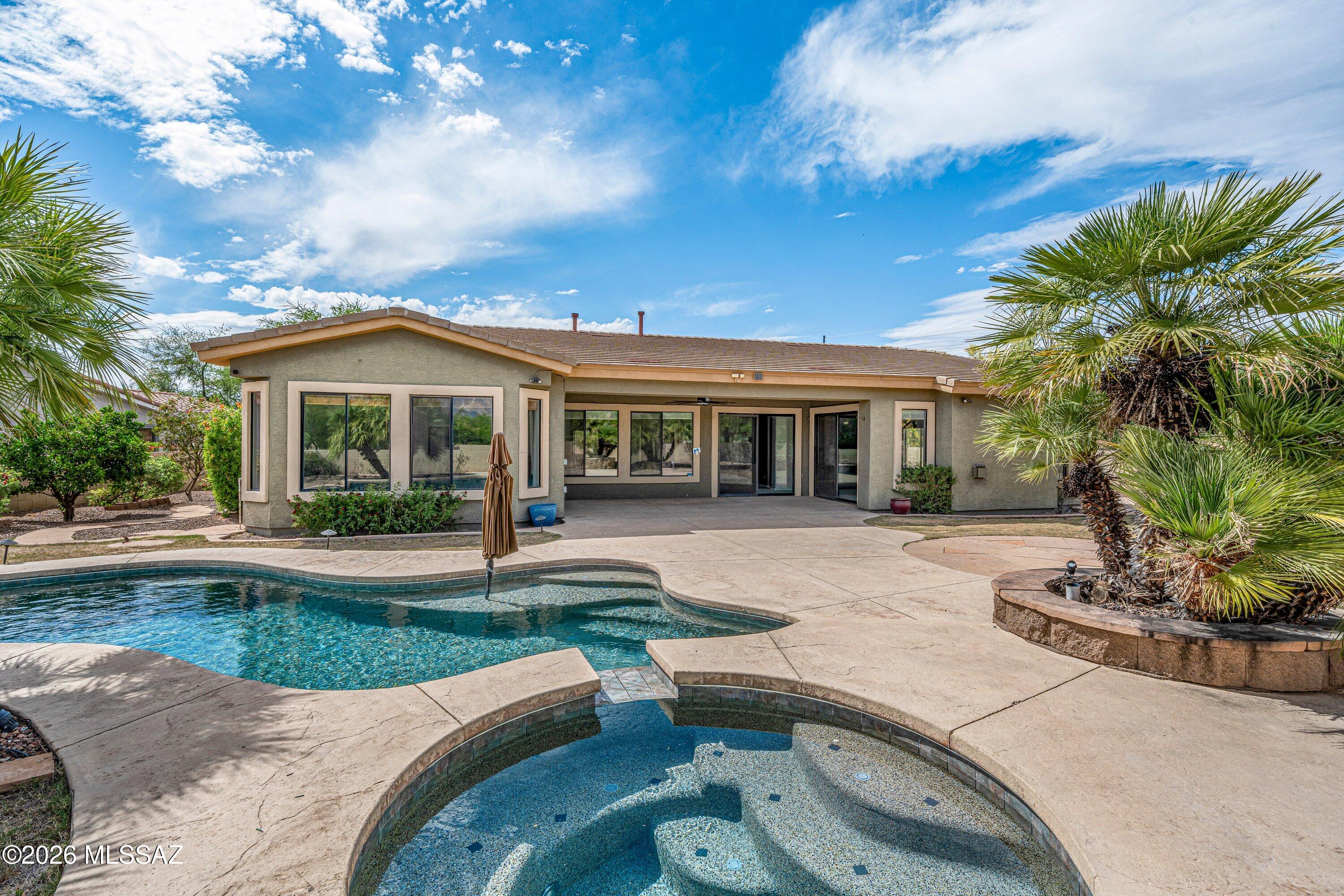 Mira Vista (1-60) - Residential