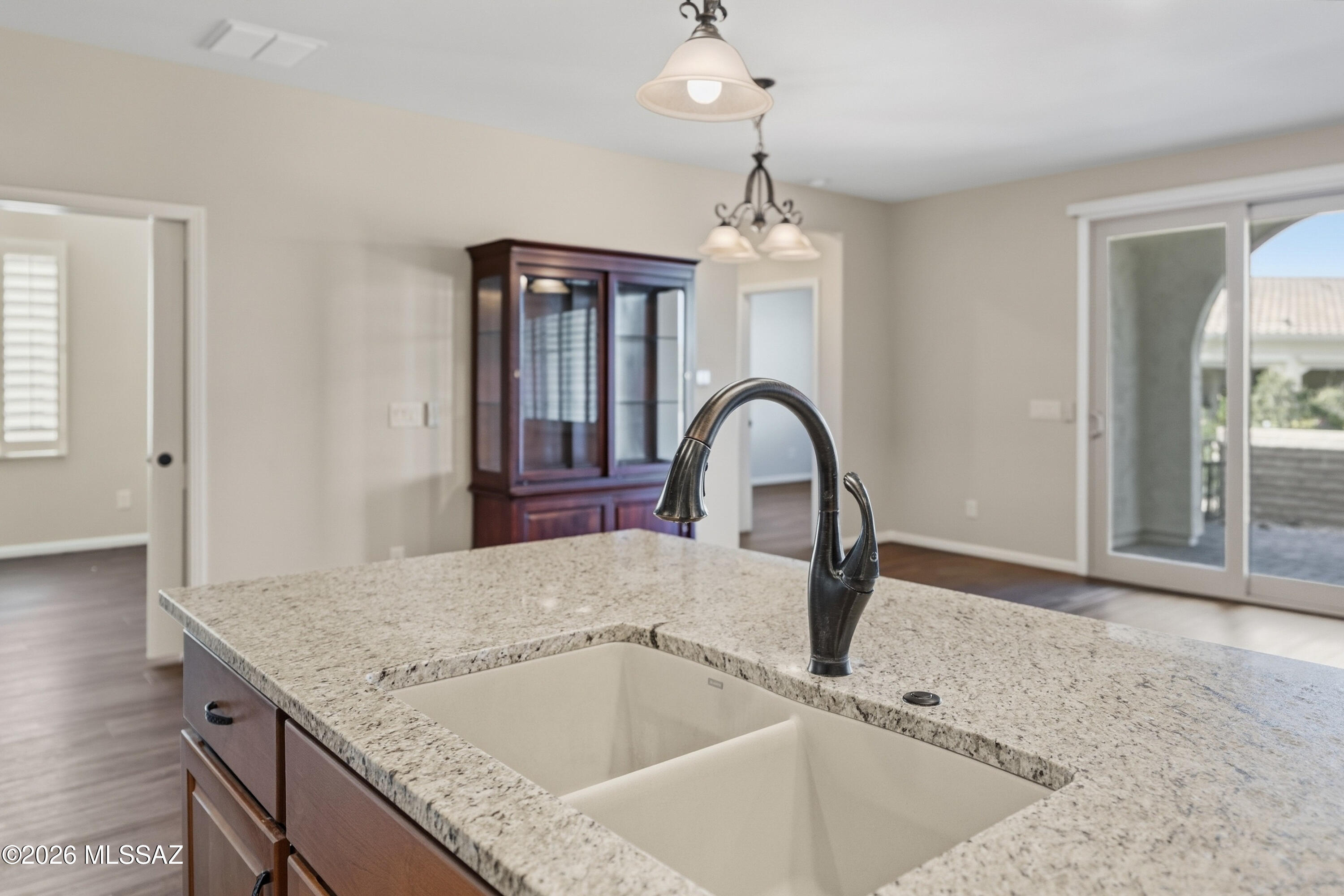 Quail Creek II Unit 33B SQ20161810746 - Residential