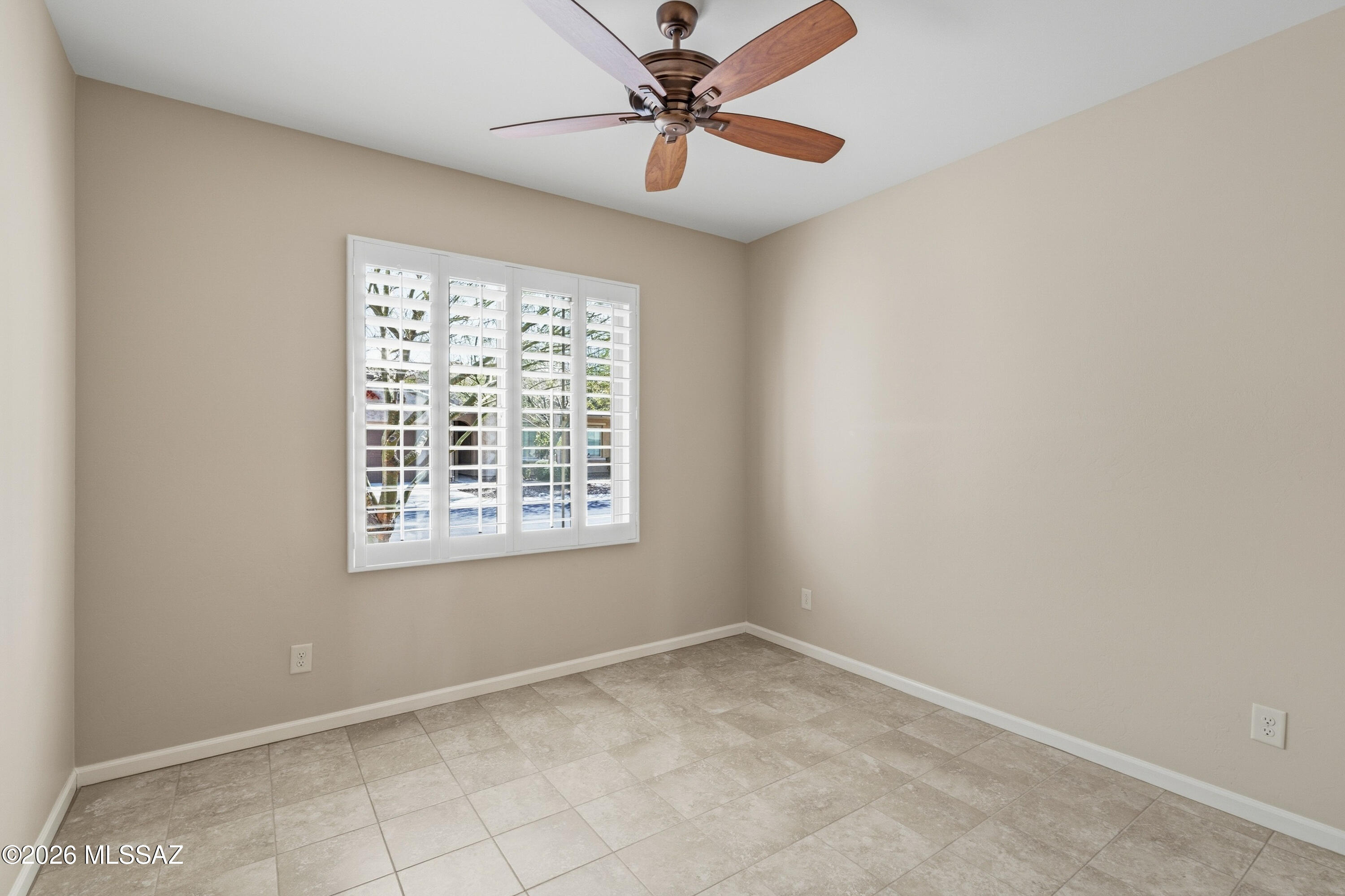 Quail Creek II Unit 33B SQ20161810746 - Residential