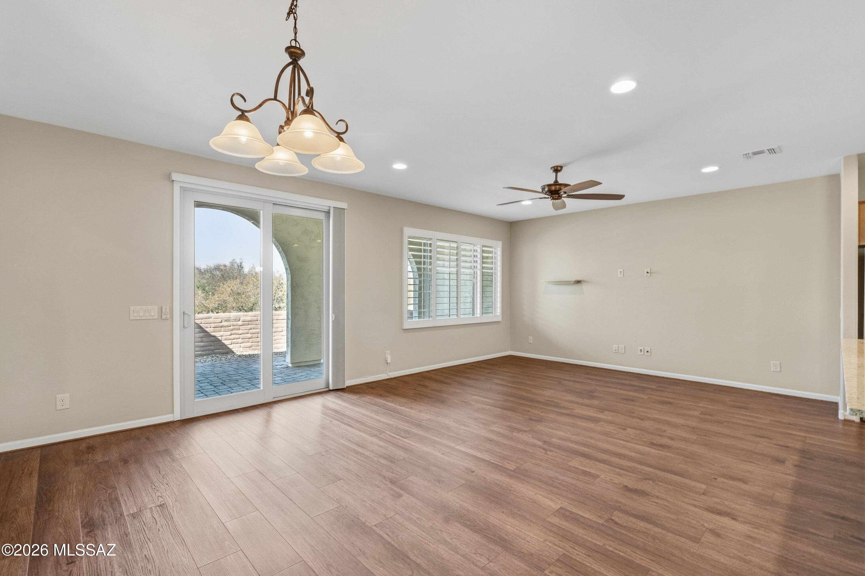 Quail Creek II Unit 33B SQ20161810746 - Residential