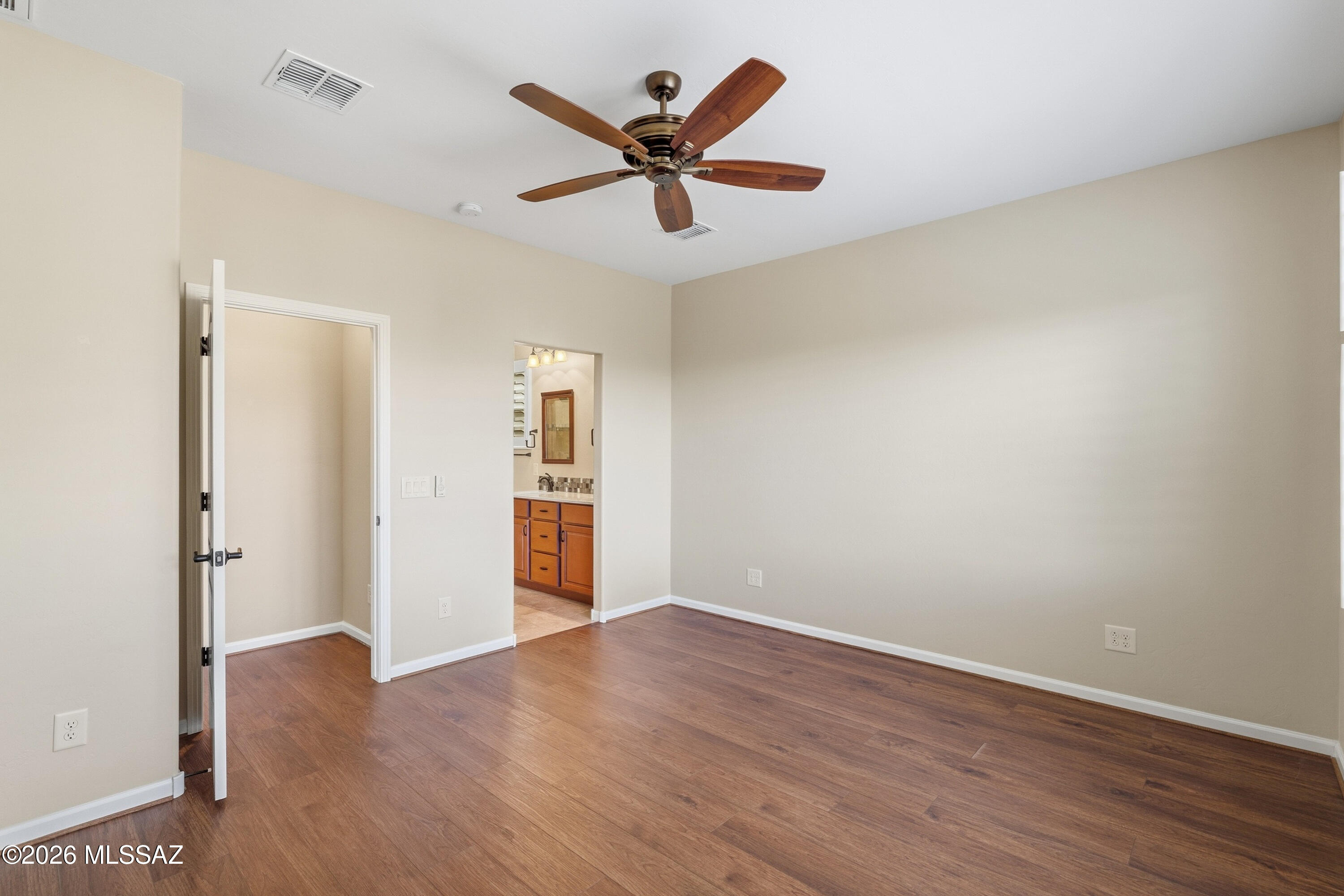 Quail Creek II Unit 33B SQ20161810746 - Residential