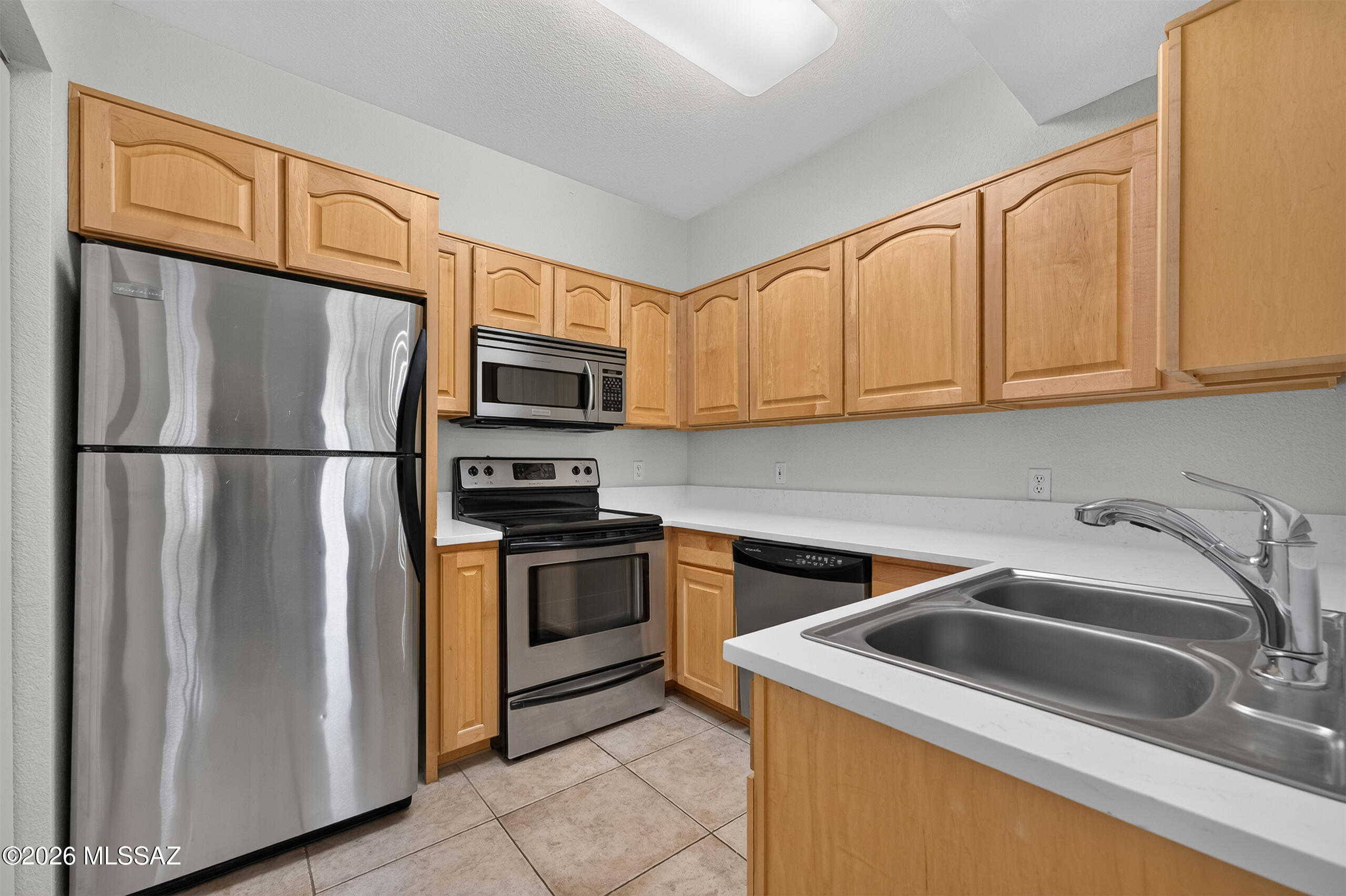 1500 E Pusch Wilderness Drive 6201