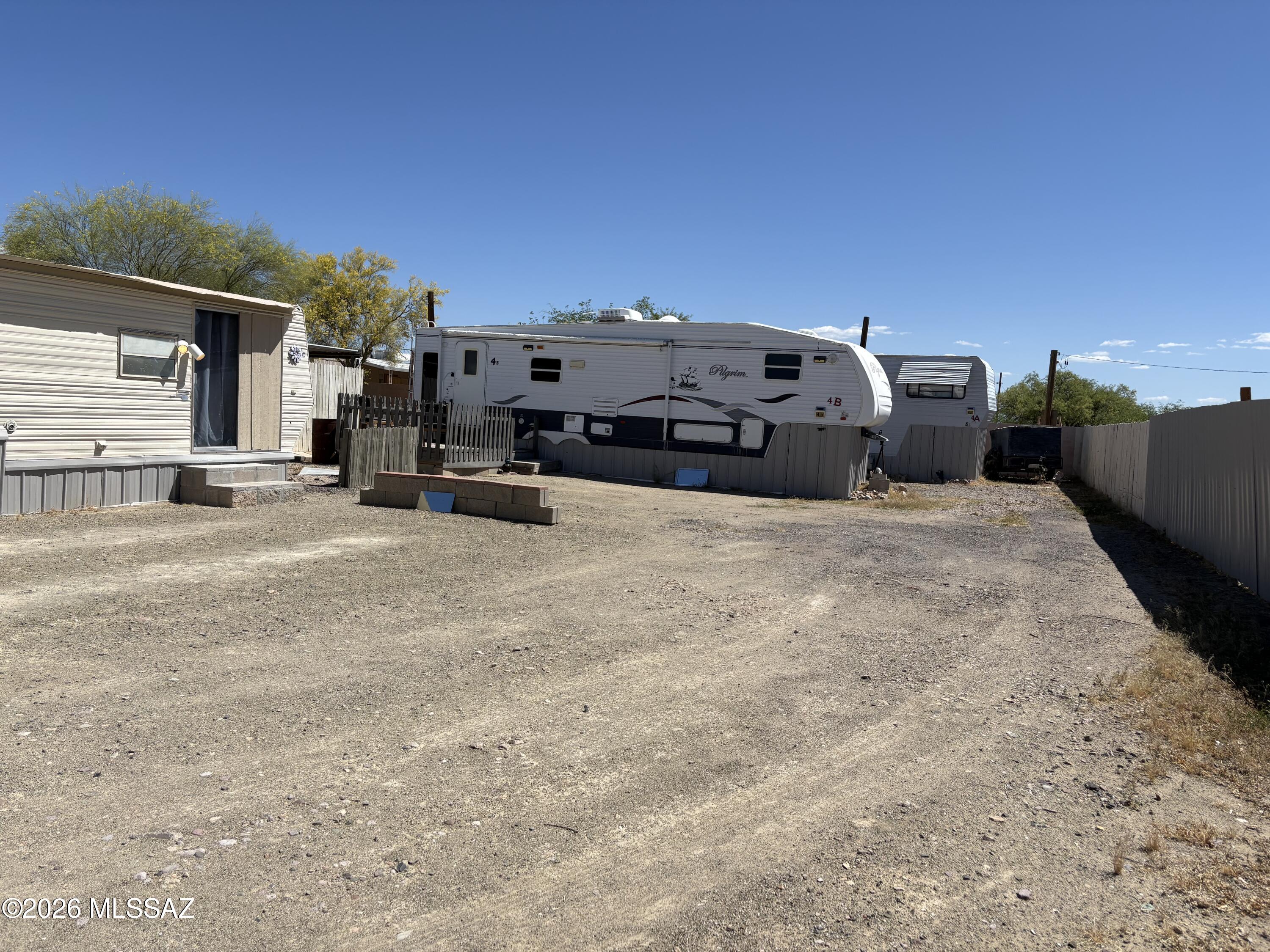 6643 S Sparrow Avenue