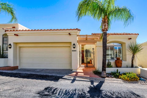 Photo of 5084 E Calle Brillante, Tucson, AZ 85718 (MLS # 22624154)