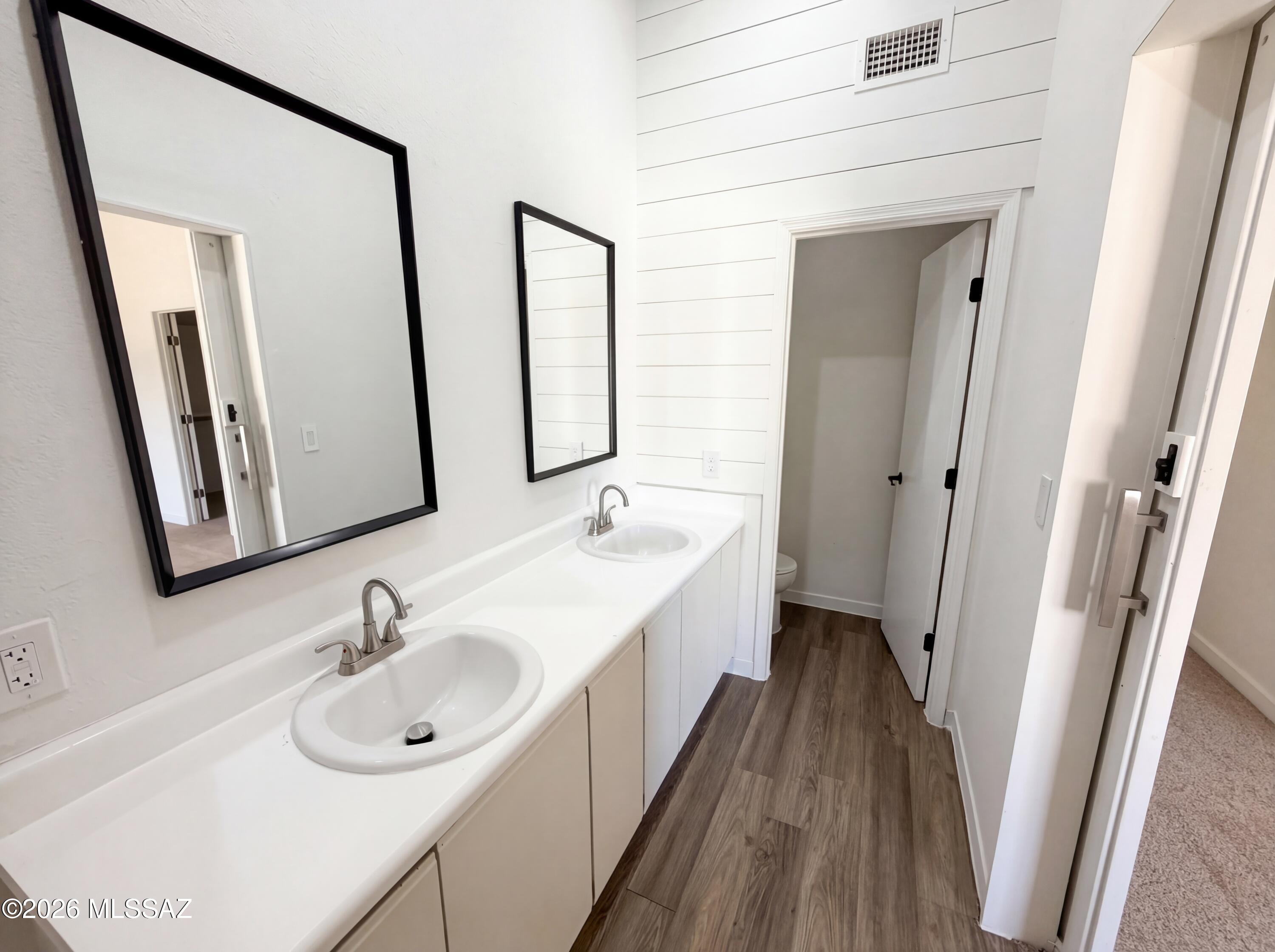 Elliott Homes At Rita Ranch (1-521) - Residential