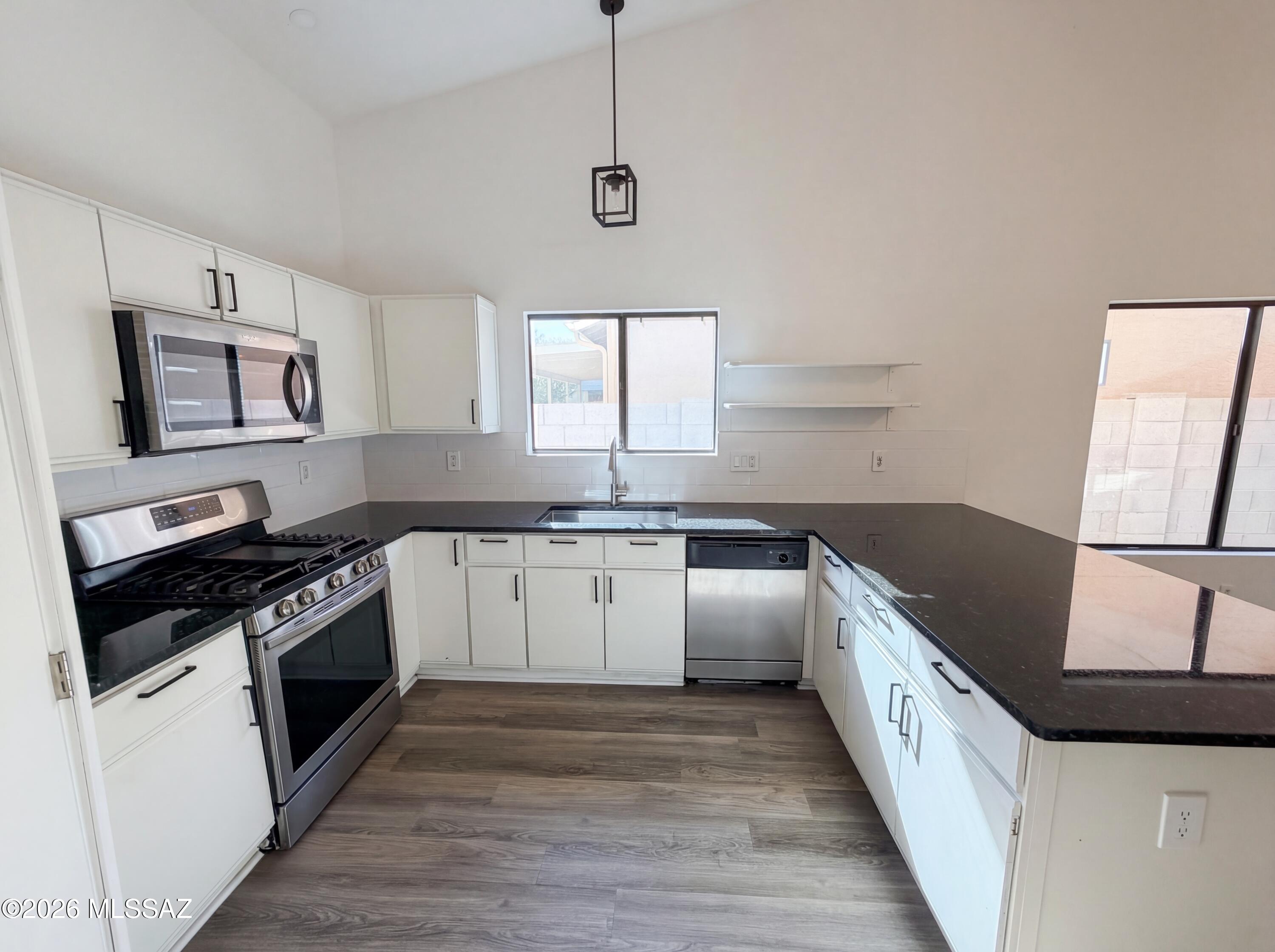 Elliott Homes At Rita Ranch (1-521) - Residential