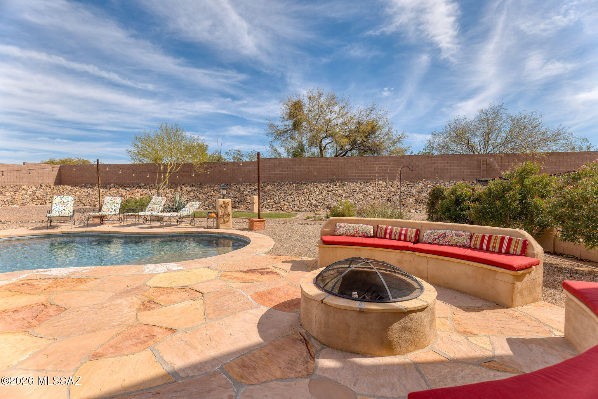 Rancho Del Lago (1-100) - Residential