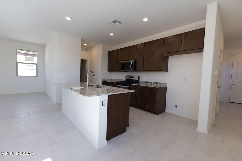 17090 S Paseo Cielo Gris