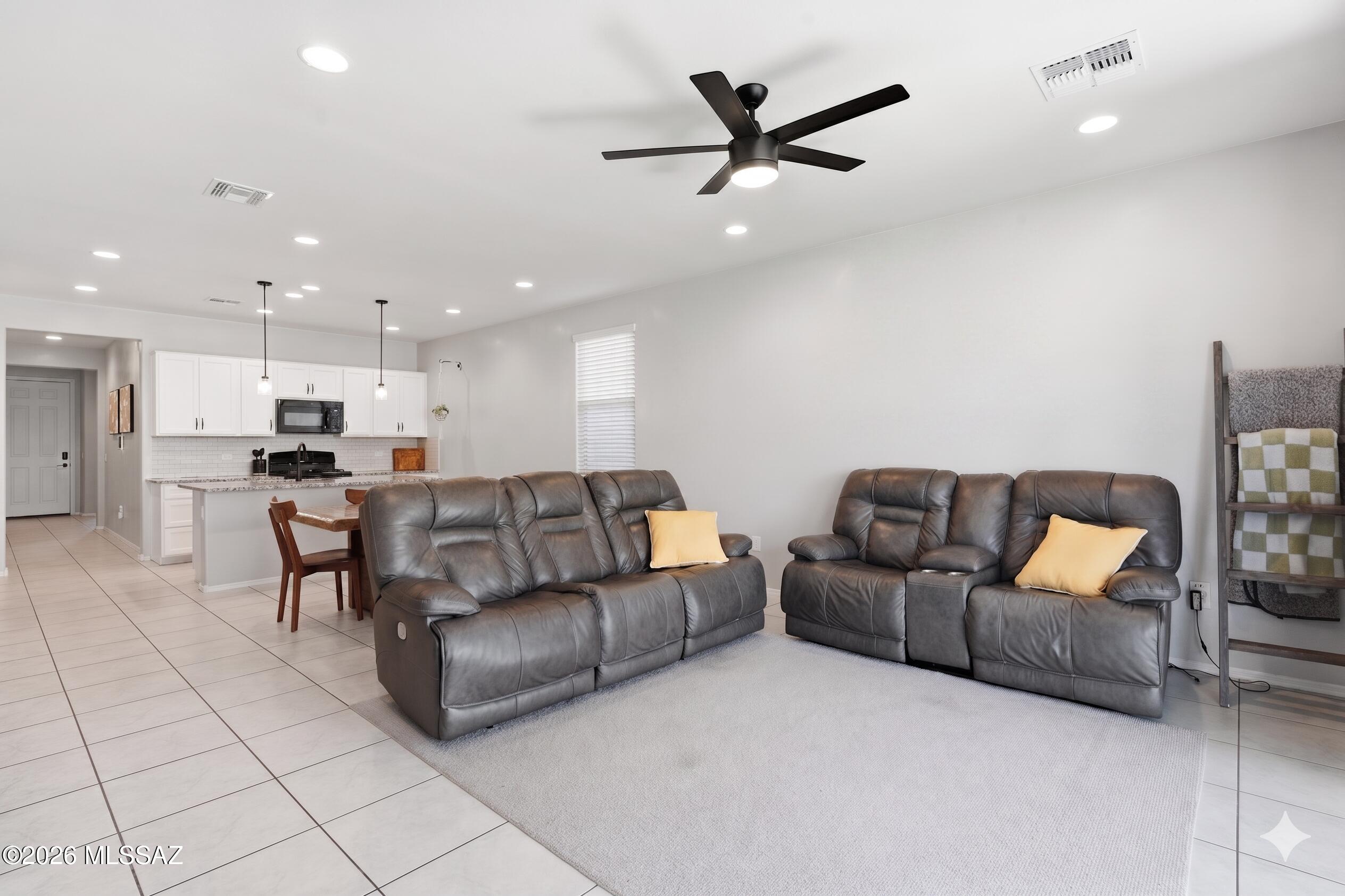 La Estancia De Tucson (1-330) - Residential