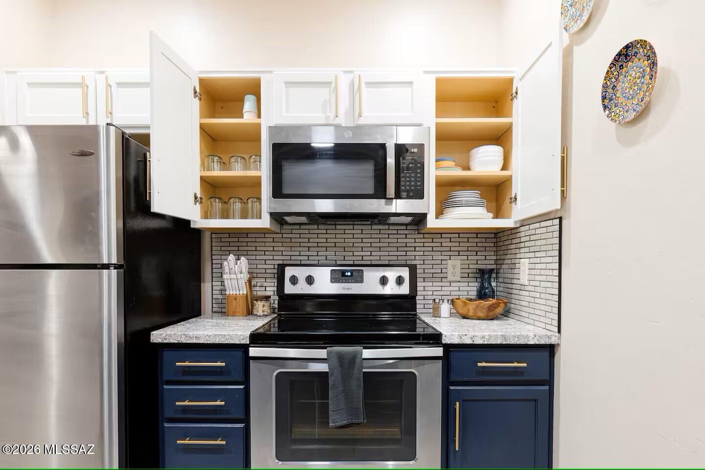 Placita Escondida Bldgs 18-20 Units 1-204 - Residential
