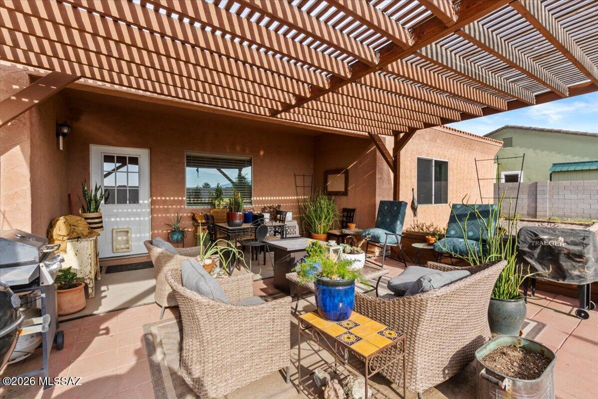 1710 N Cota Lane