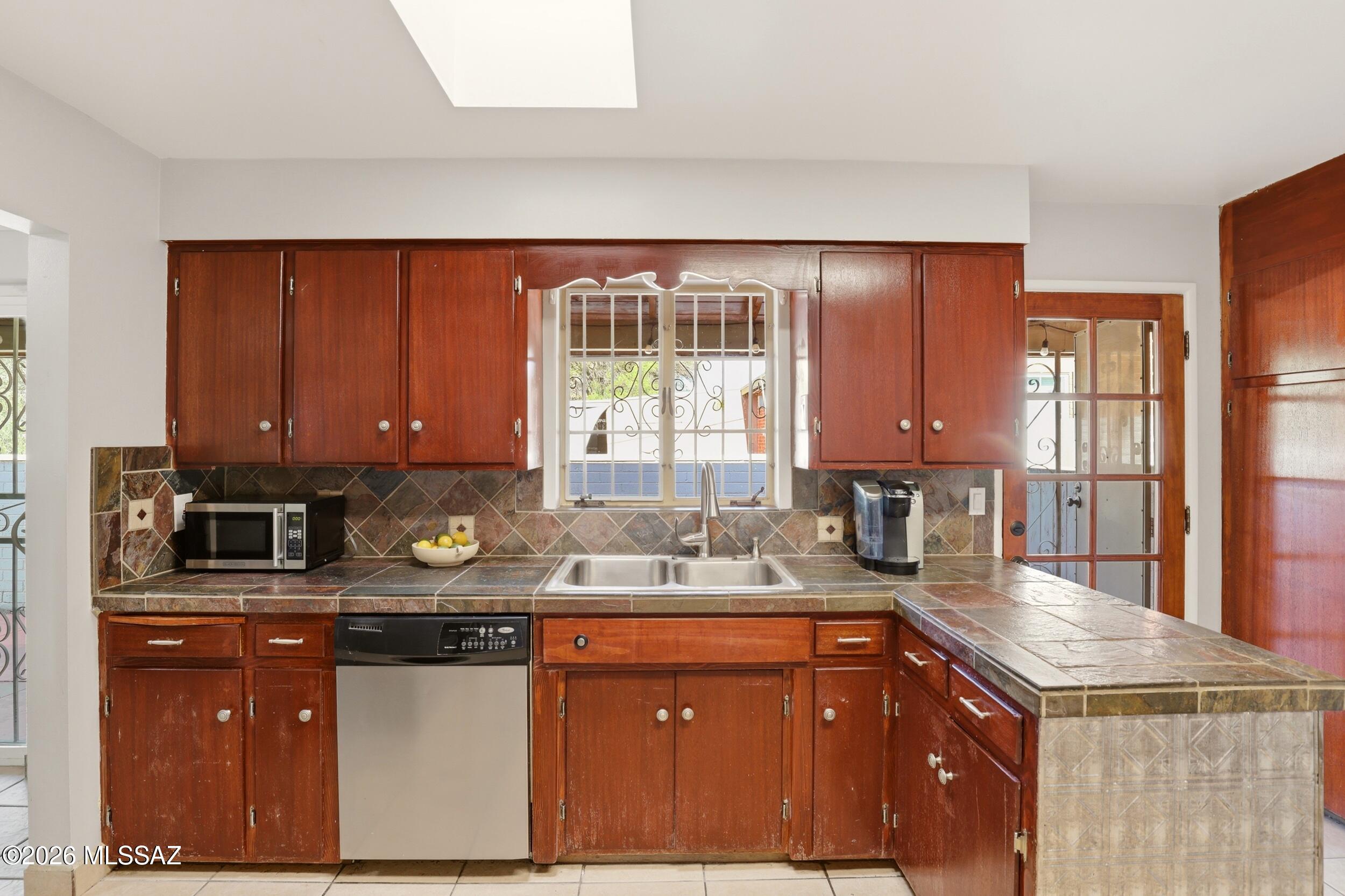 Blenman Annex - Residential