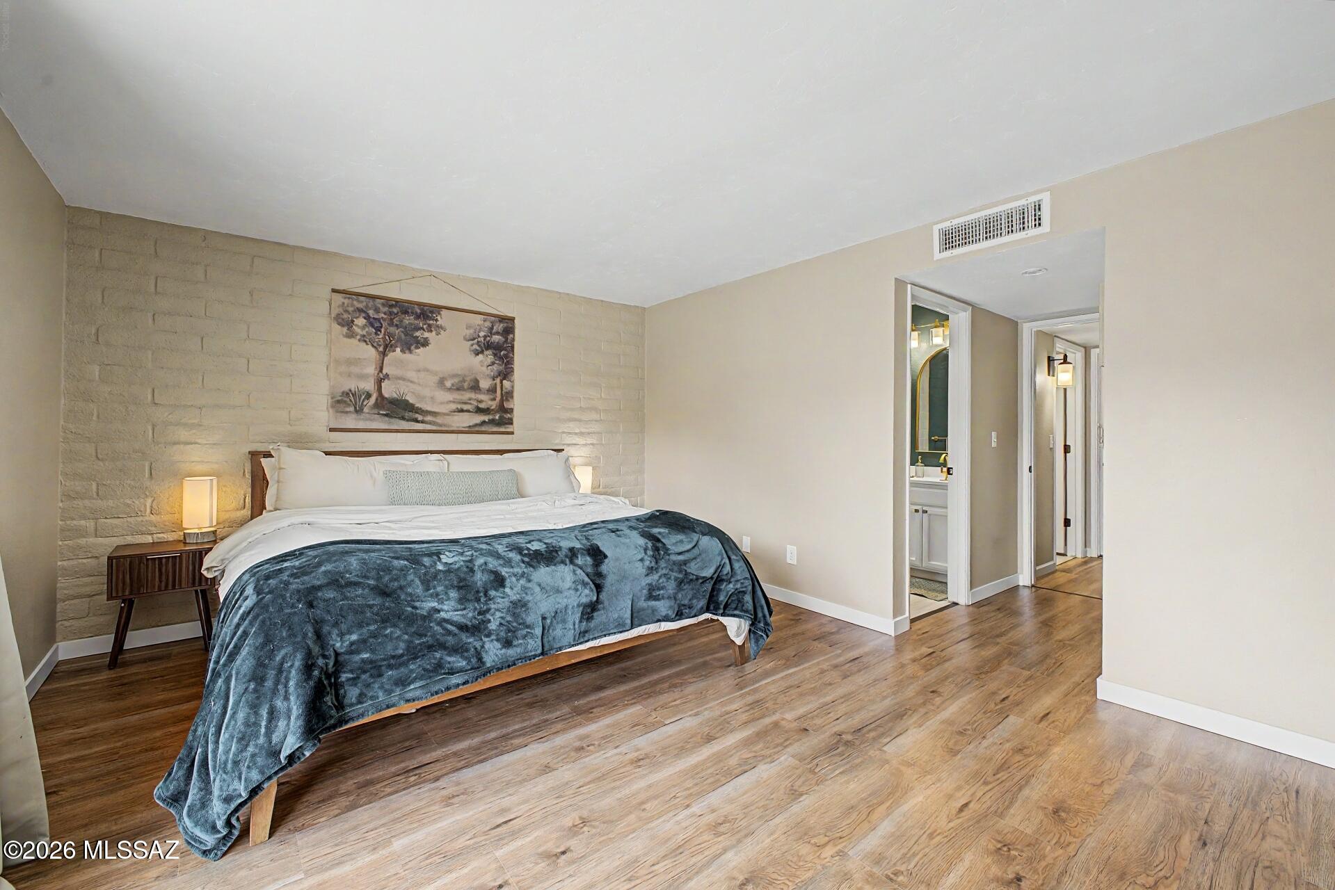 McCormick PlaceTwnhms Blk III (1-71) - Residential