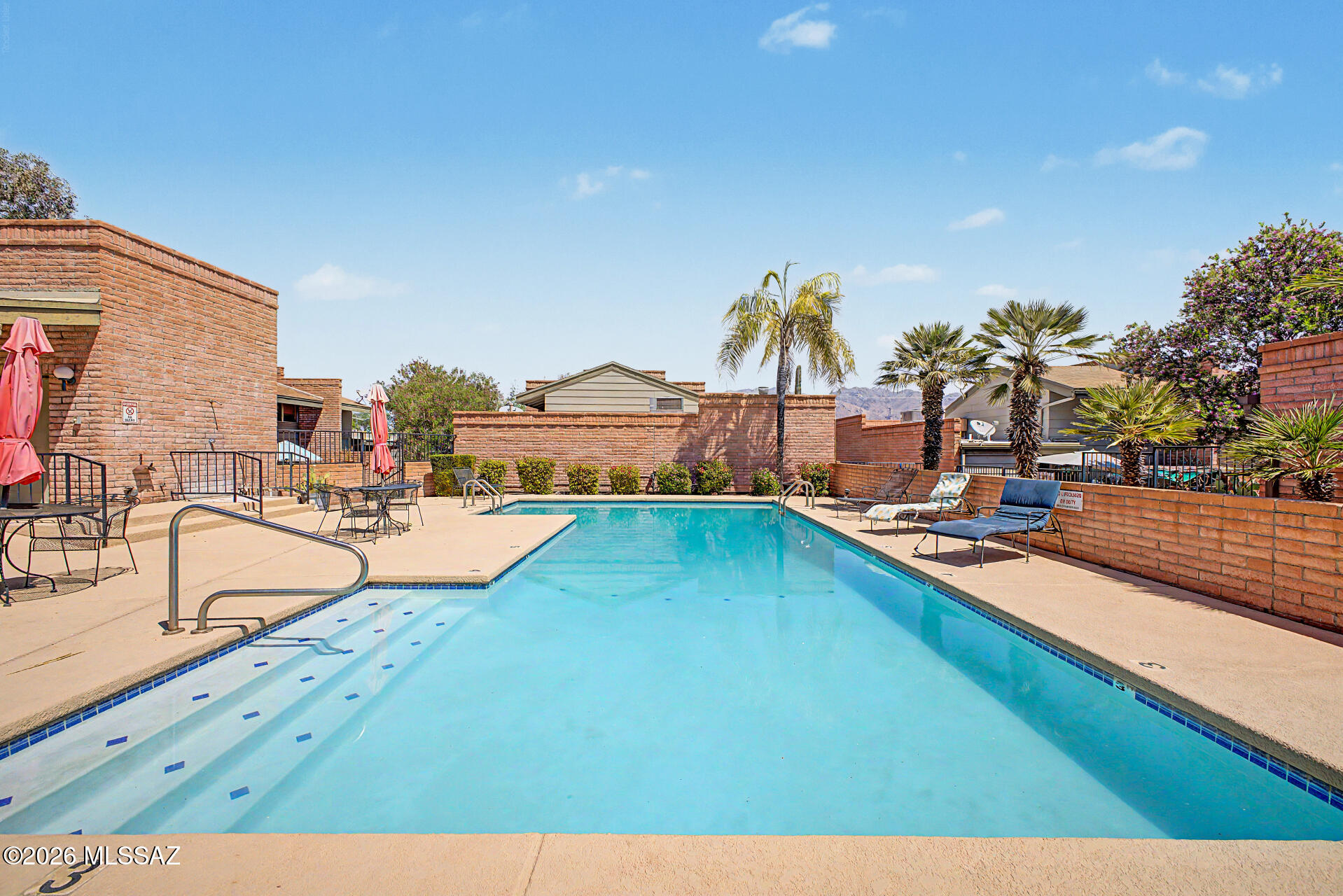 McCormick PlaceTwnhms Blk III (1-71) - Residential