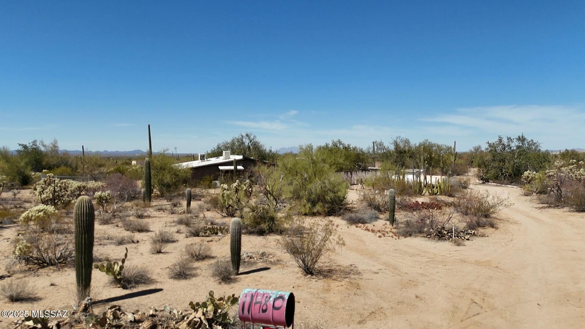 11480 W Triple J Way 000