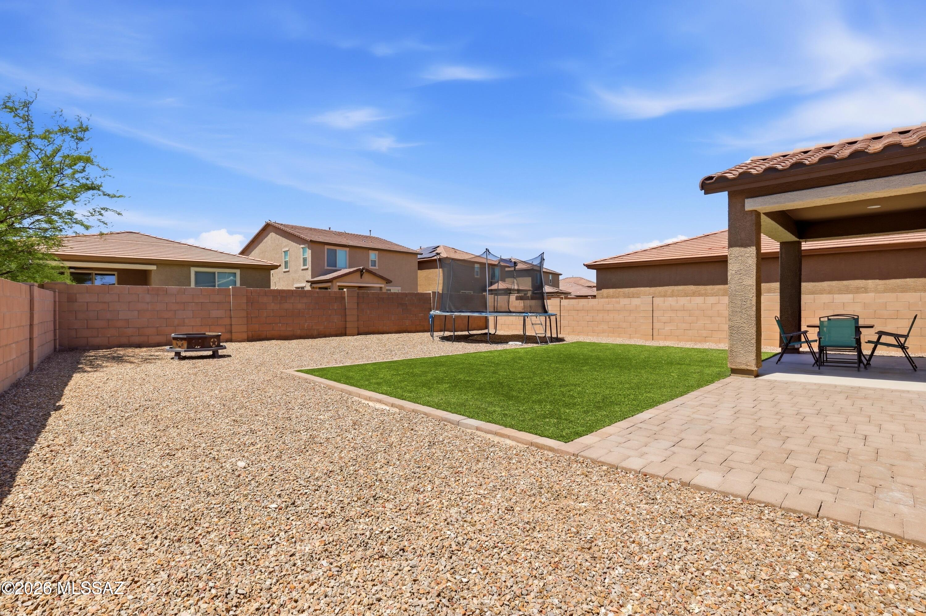 6712 E Via Arroyo Largo