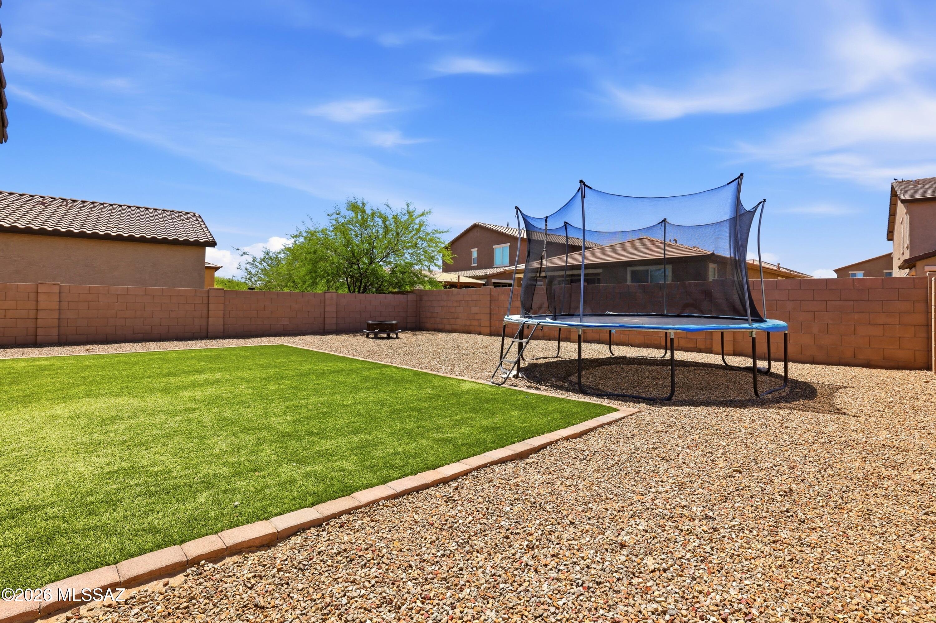 La Estancia De Tucson SQ20182610609 - Residential