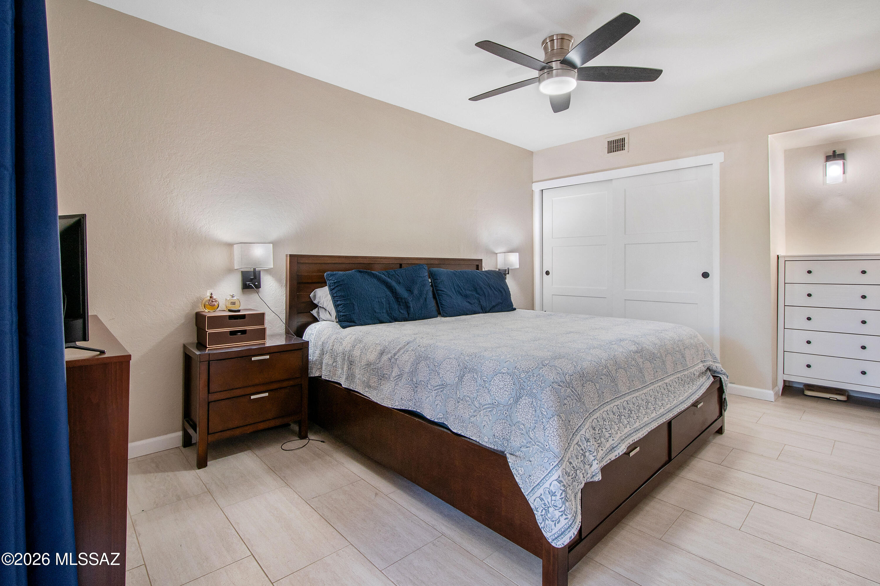 River Grove Condos. - Residential