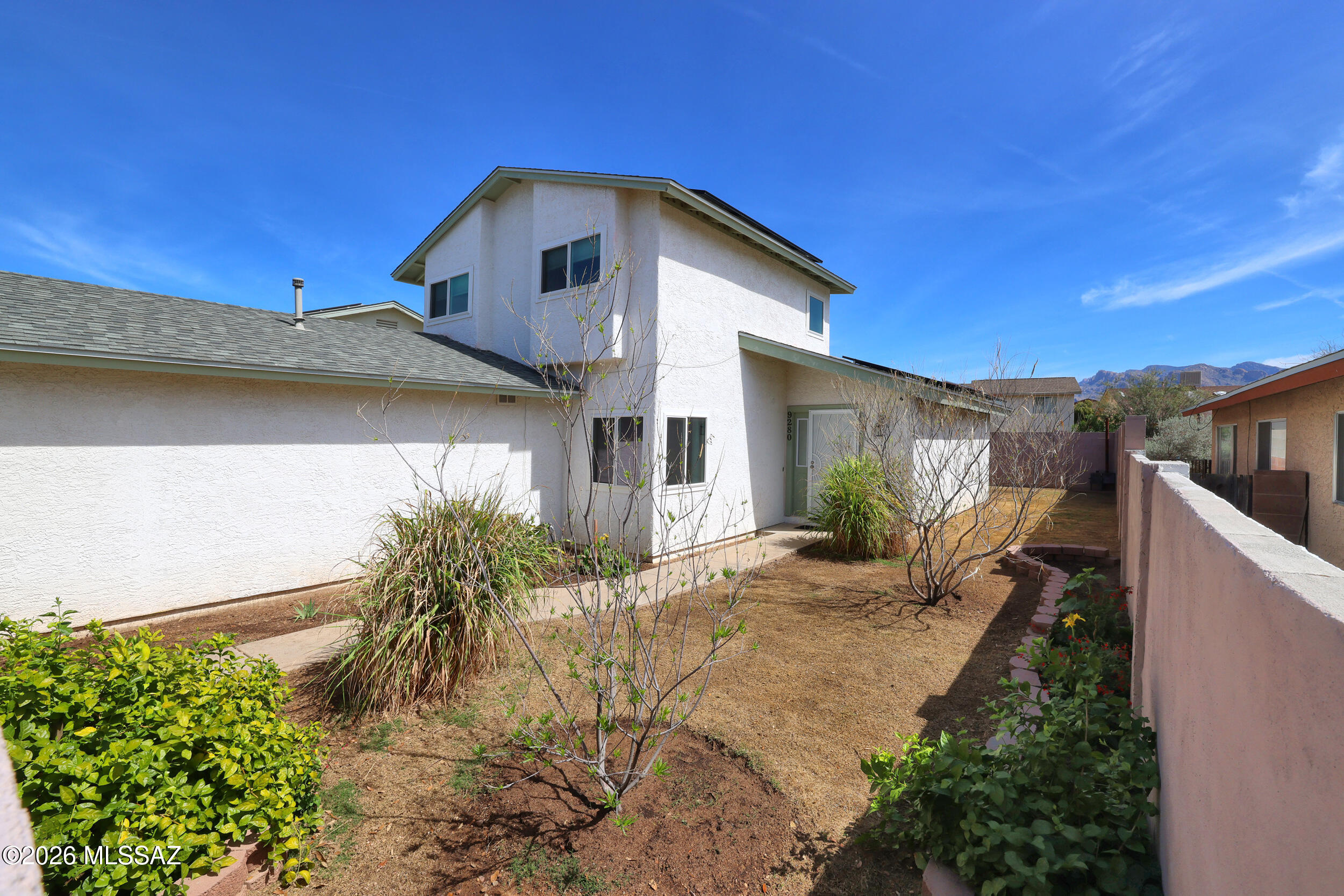 9280 N Monmouth Court