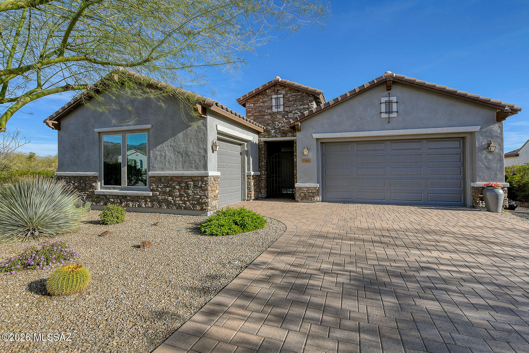 Molino Canyon Estates 1-11 - Residential