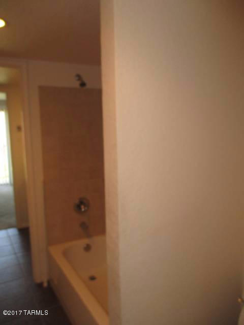 Ventana Vista Condominiums - Residential Lease