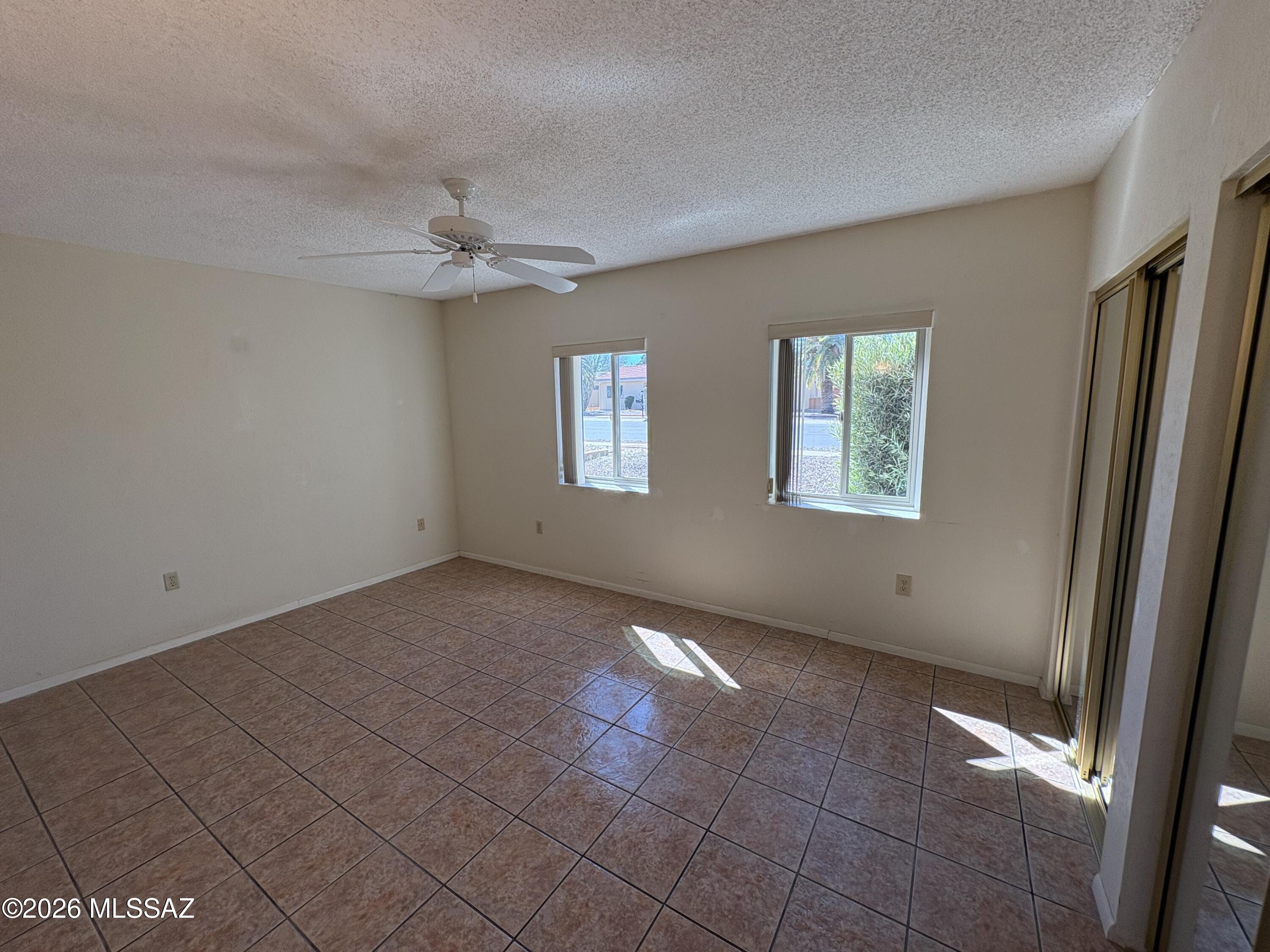 632 N Avenida Tortuga