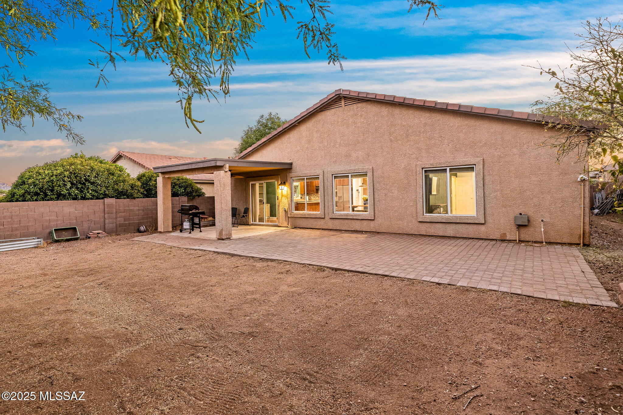 Black Horse (1-411) - Residential