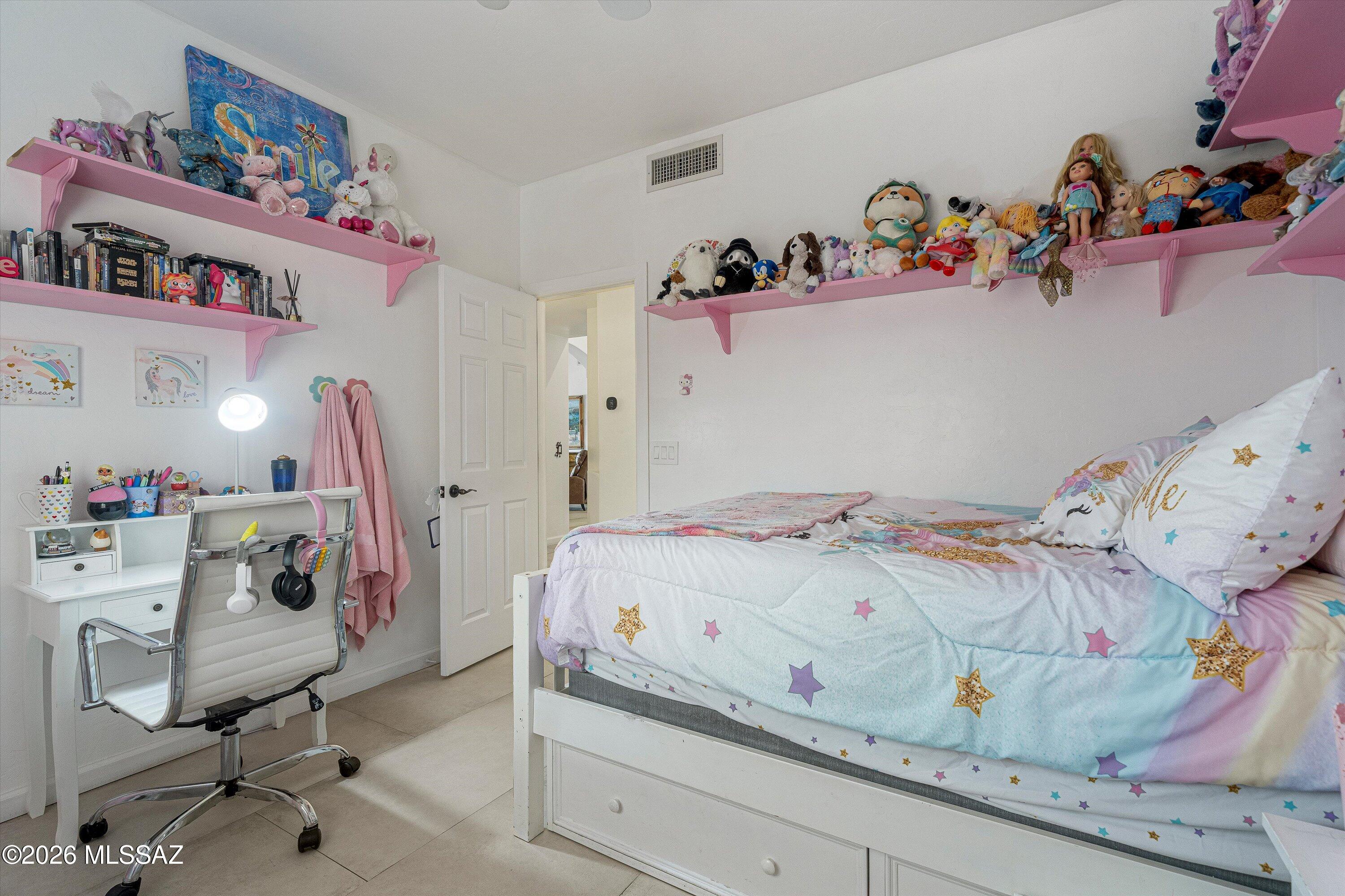 Sierra Linda (1-42) - Residential