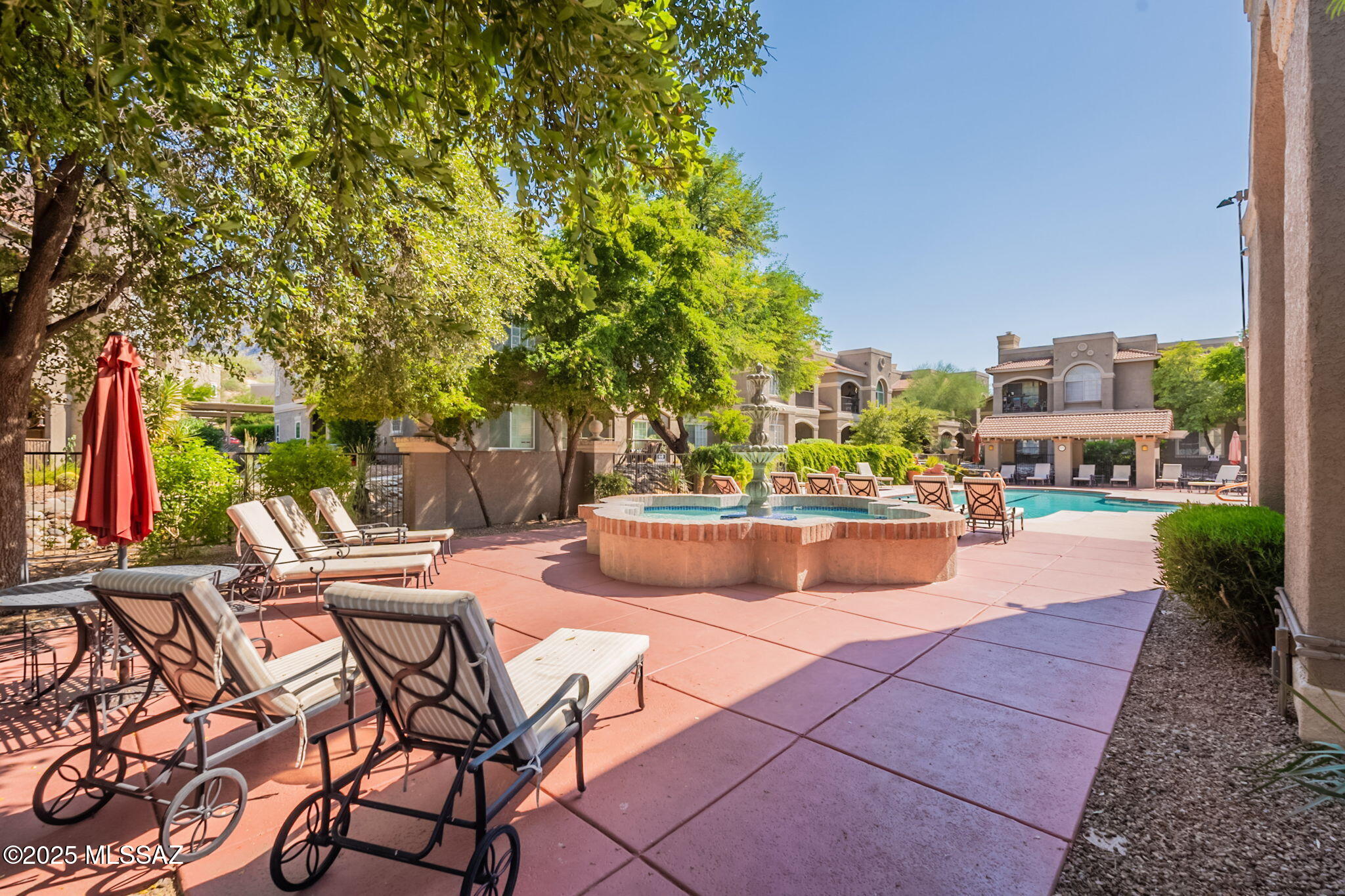 The Boulders at La Reserve Condominiums - Residential