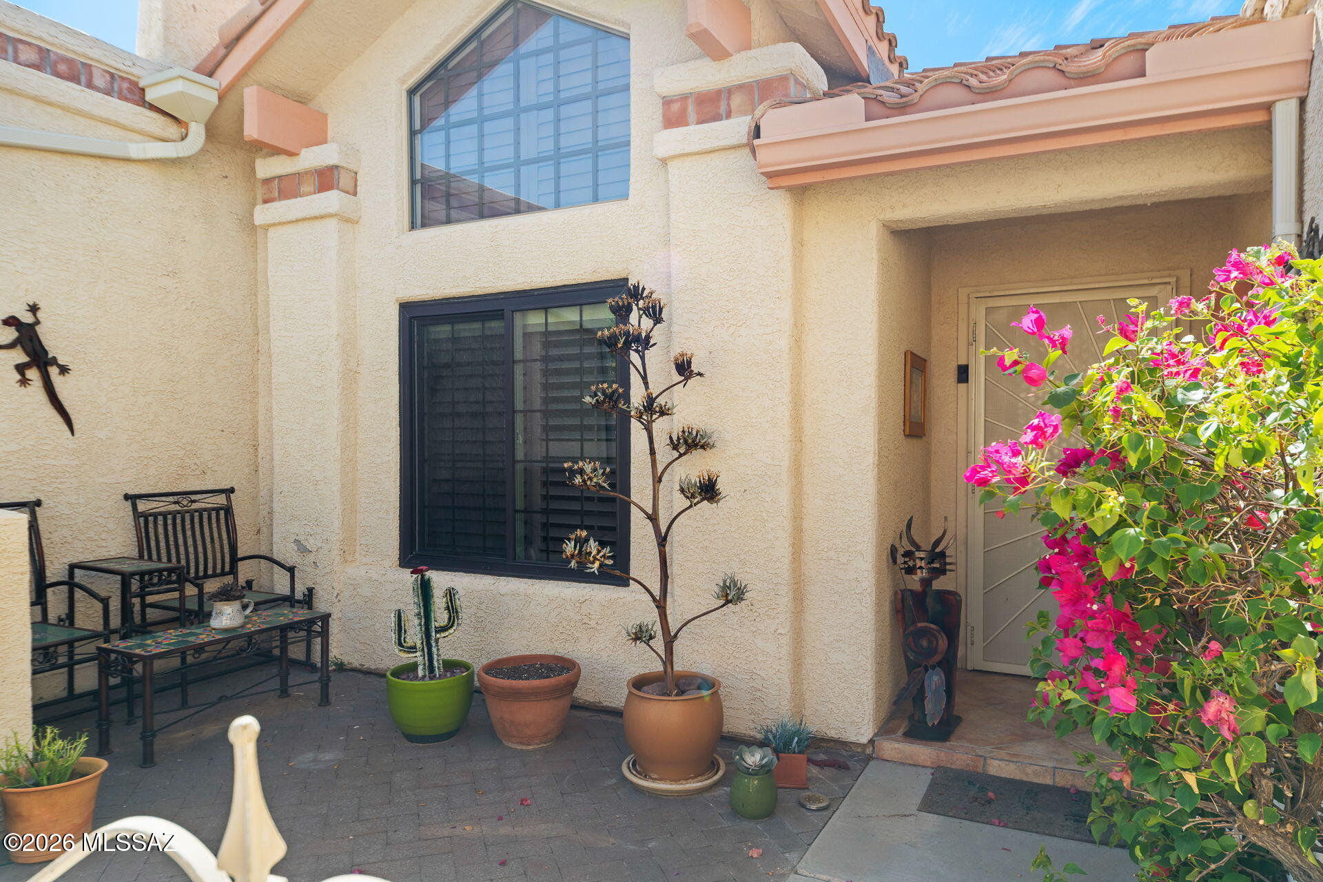 67 E Horizon Circle
