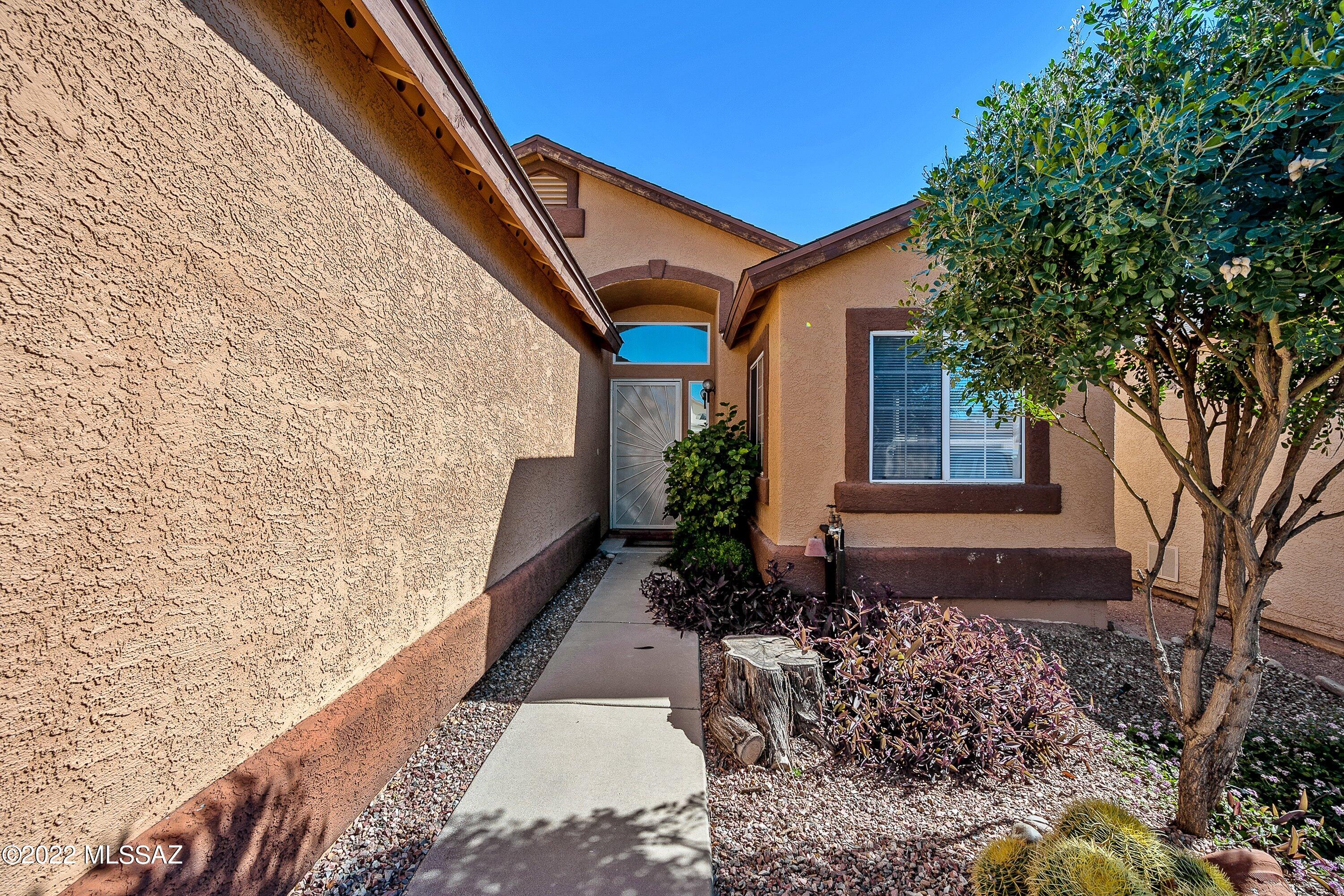 Hobby Horse Ranch (The Patios At) - Residential Lease