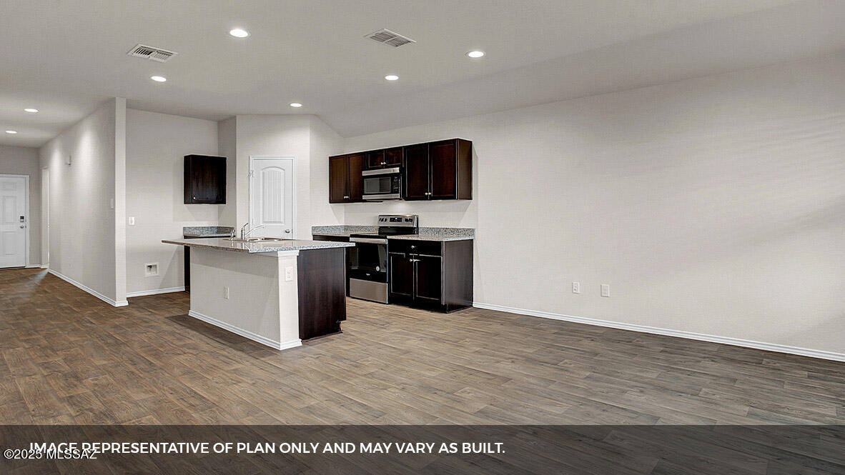 The Village at Barnett - Residential