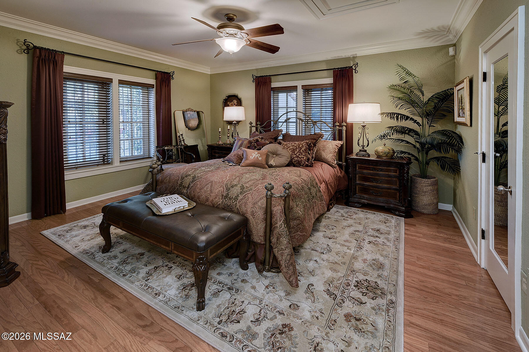 University Manor - Residential