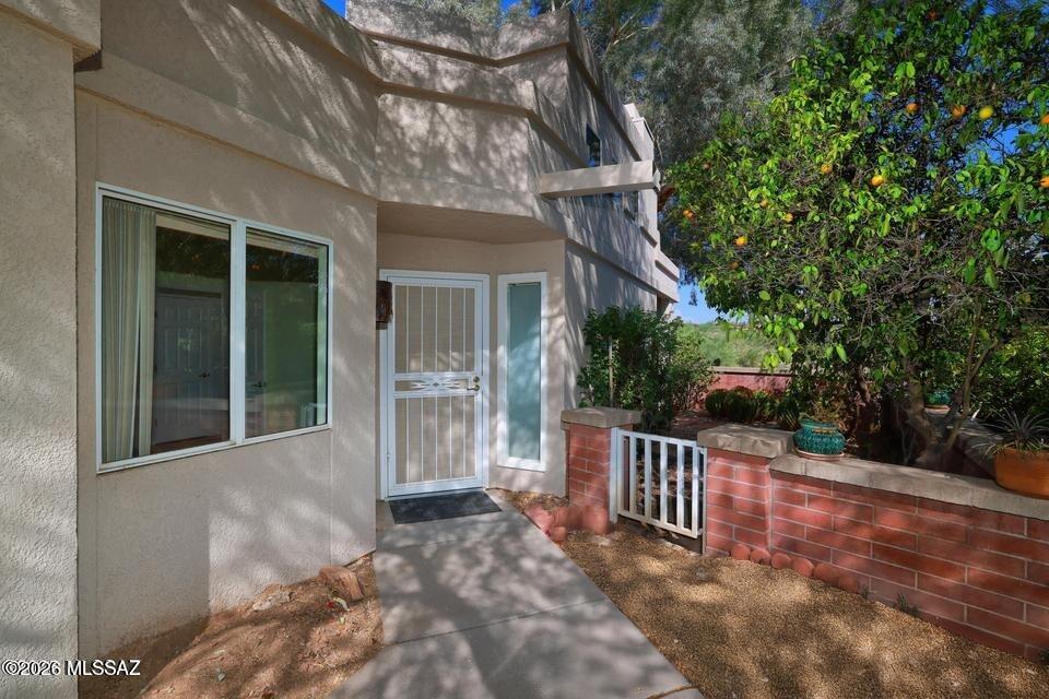 Tucson National Townhomes West III(1-46) - Residential Lease