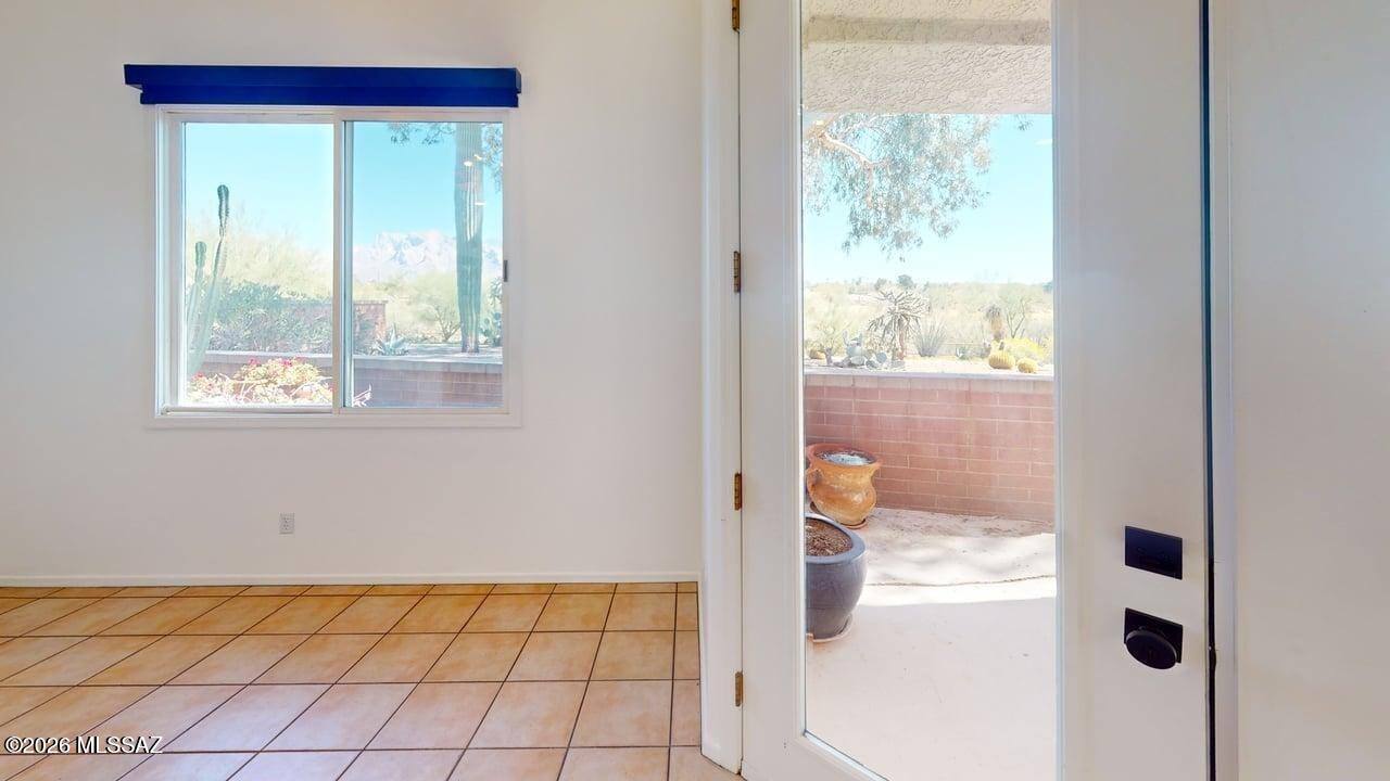Tucson National Townhomes West III(1-46) - Residential Lease