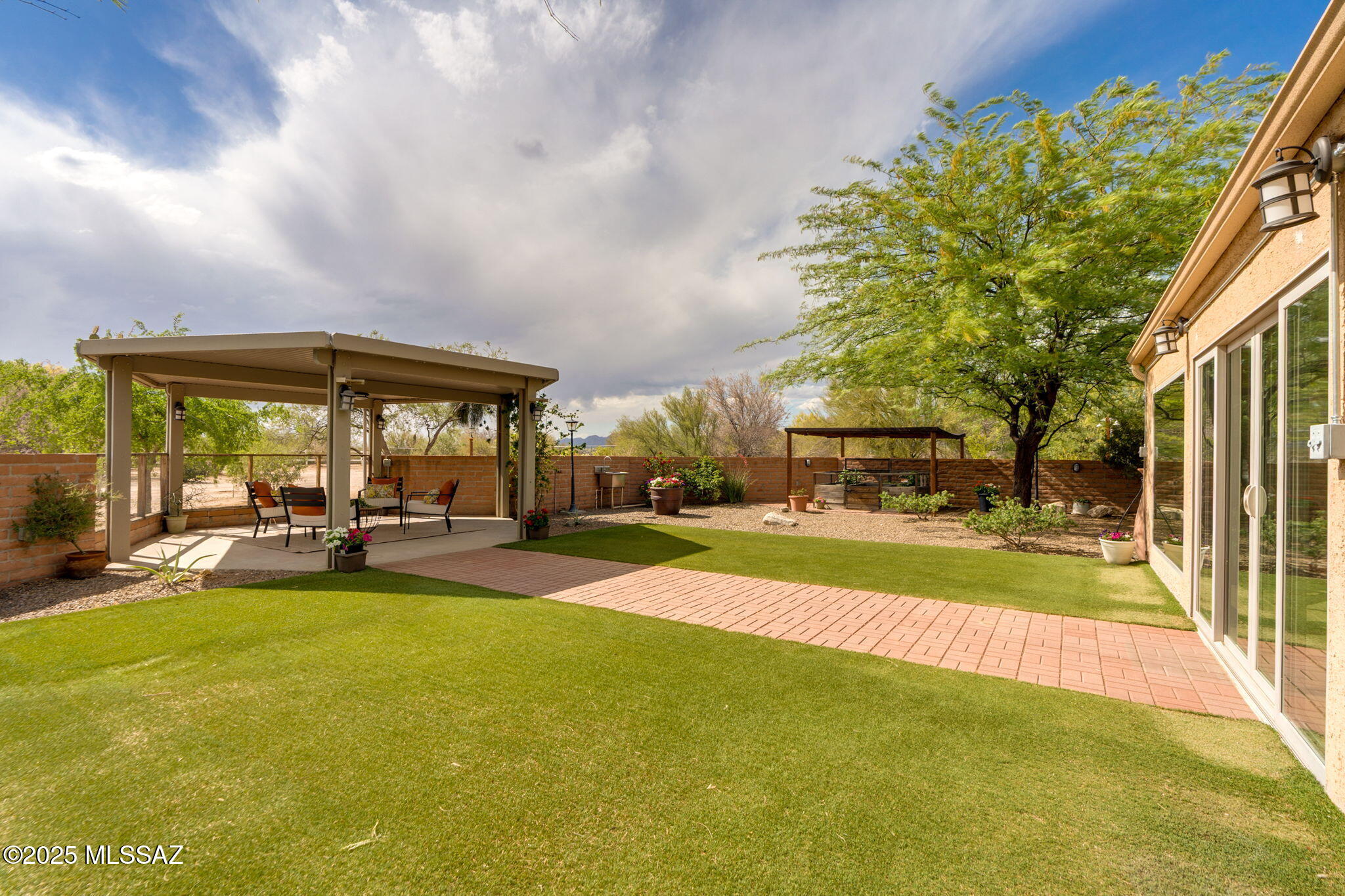 Linda Vista Citrus Tracts - Residential