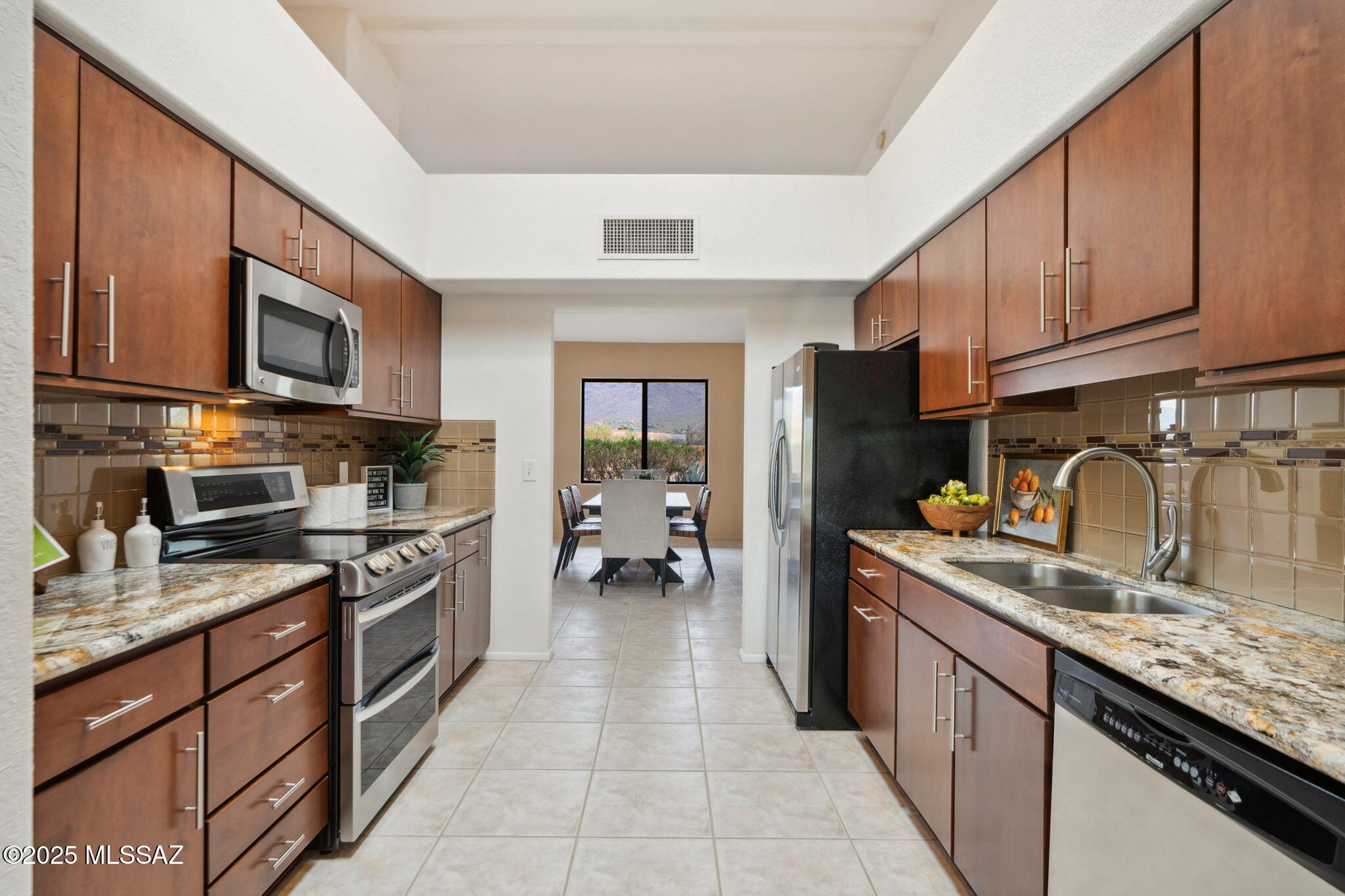 Linda Vista Citrus Tracts - Residential