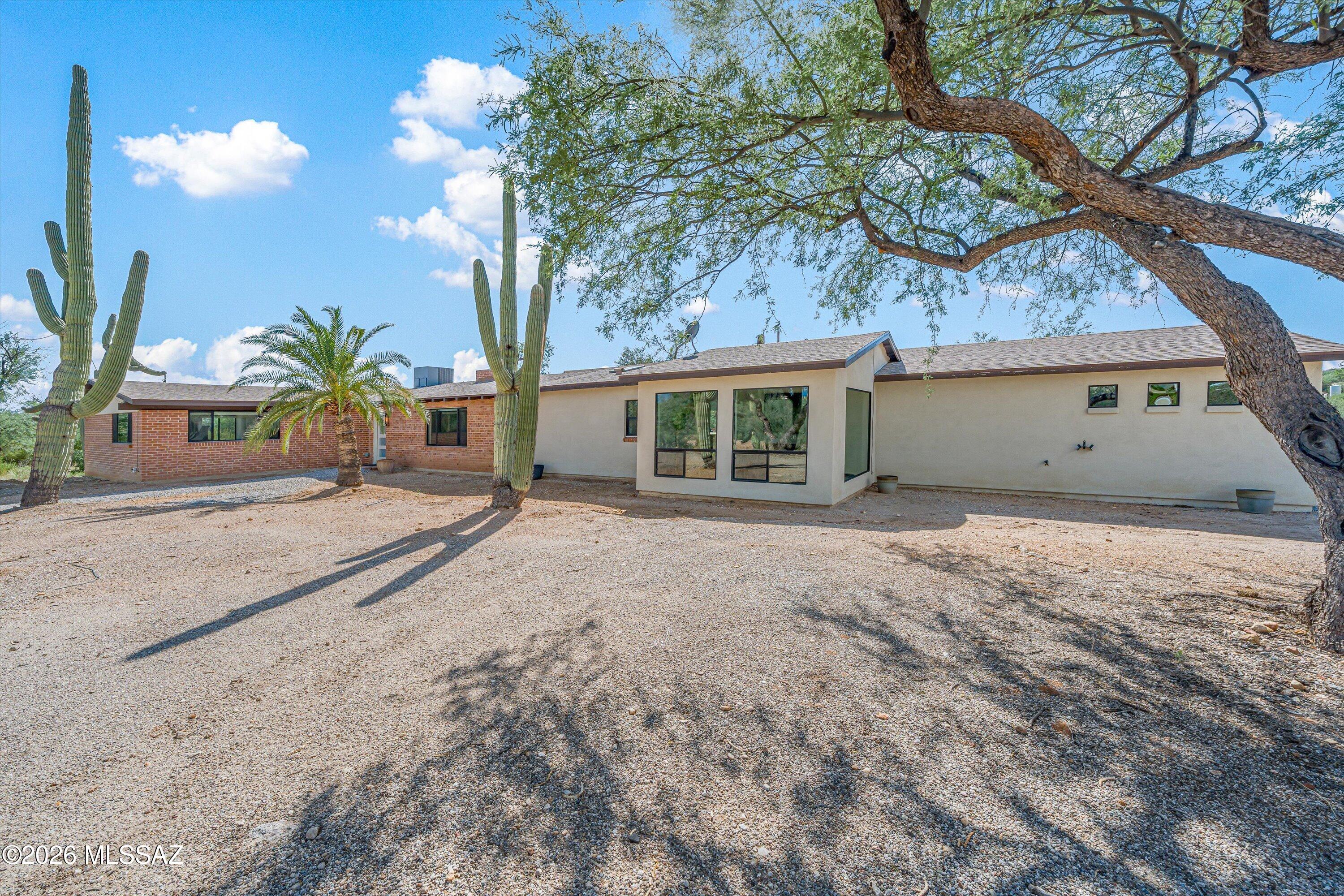 7041 E River Road