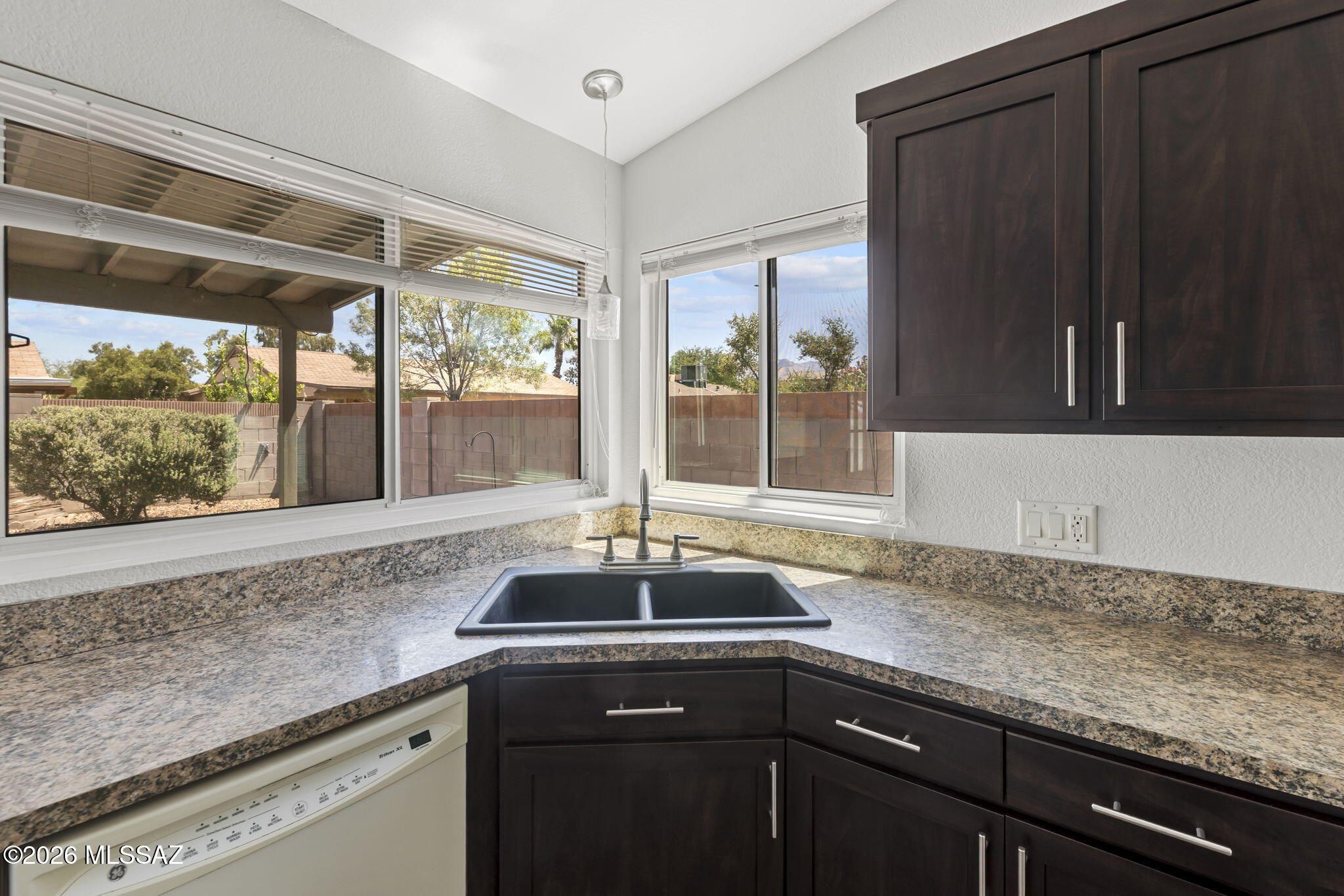 Meadowbrook (115-207) - Residential