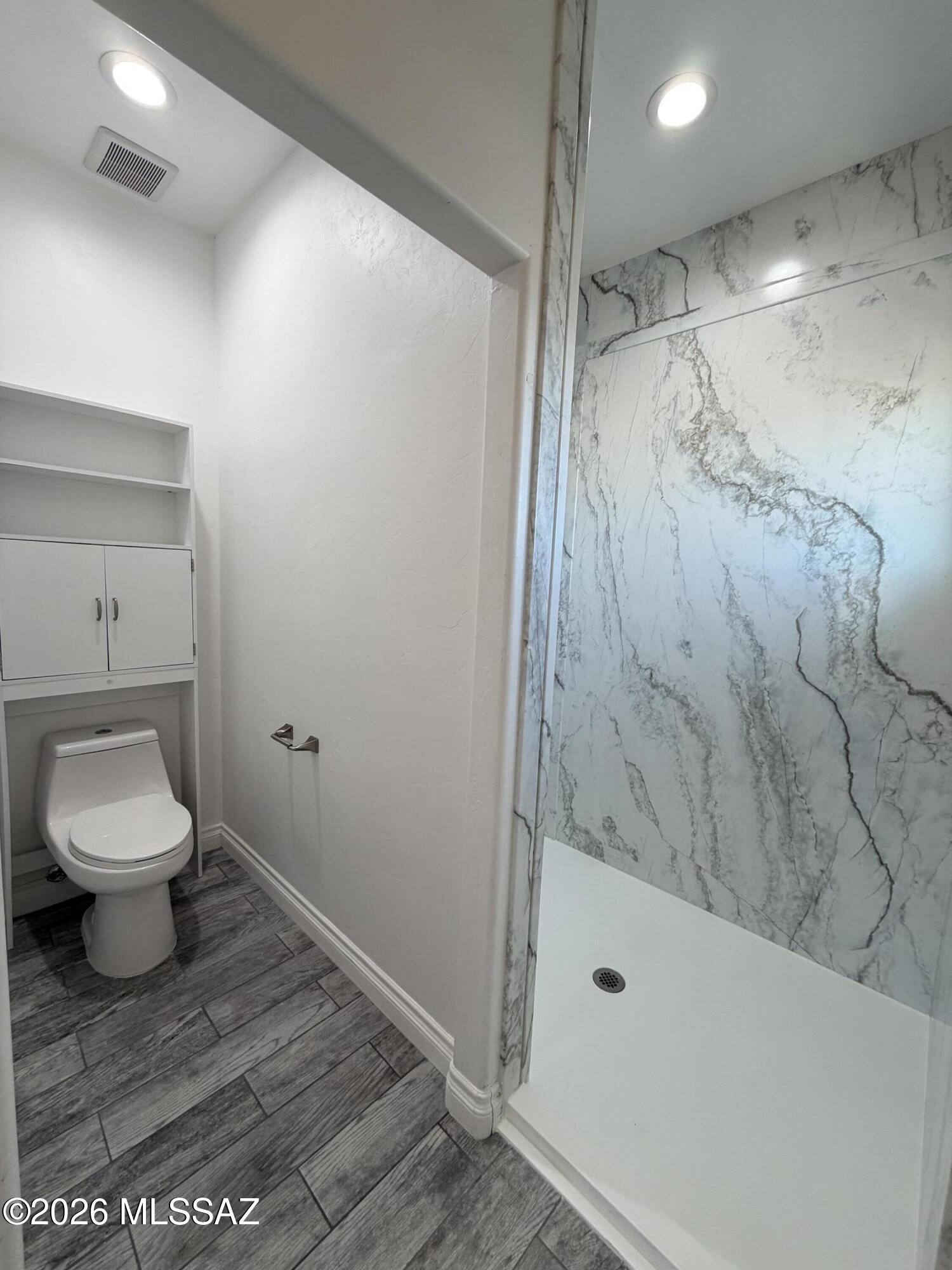 Granada Park Resub - Residential Lease