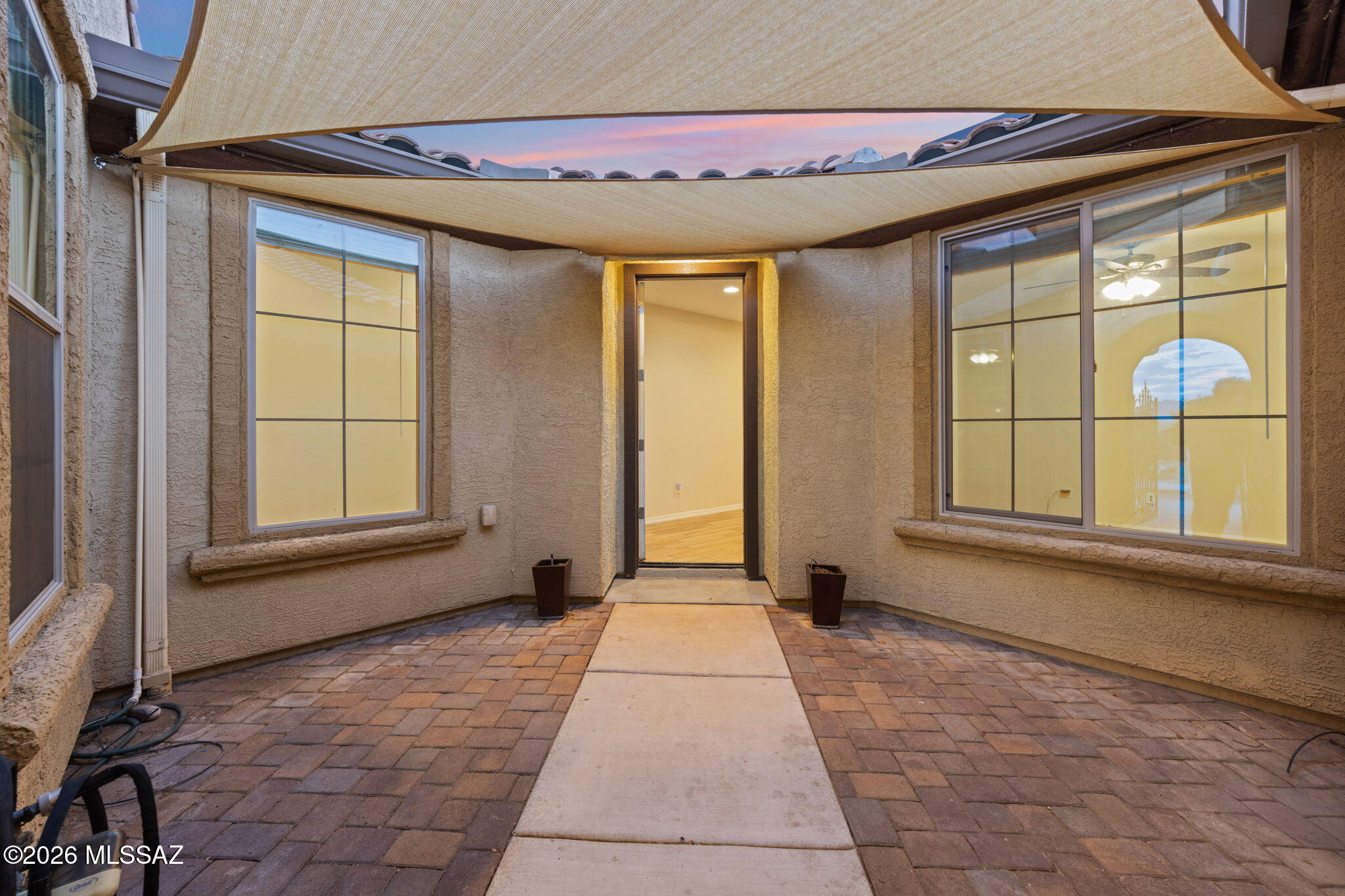 5040 W Paseo Rancho Acero