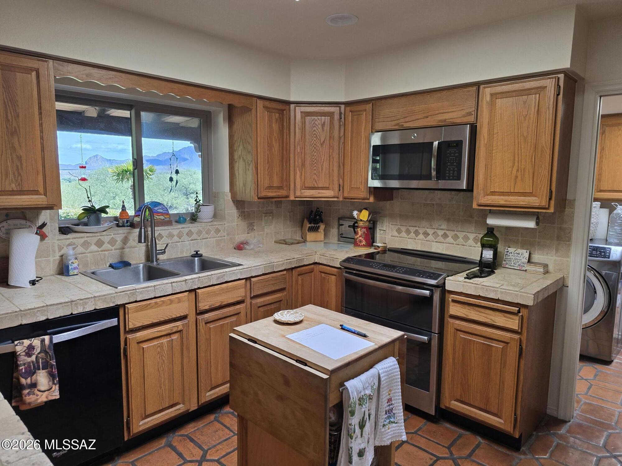 Palo Parado Estates - Residential
