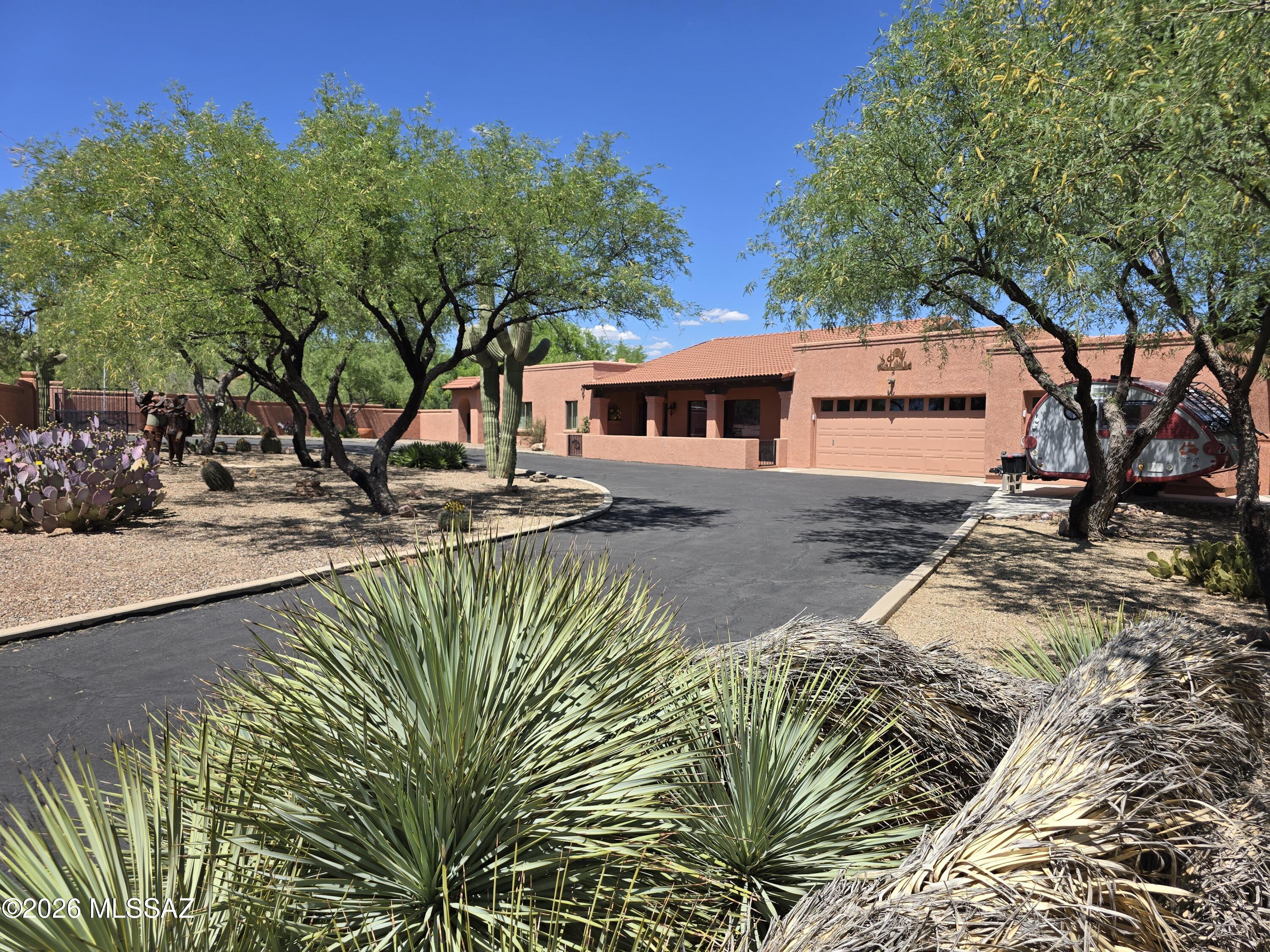 Palo Parado Estates - Residential