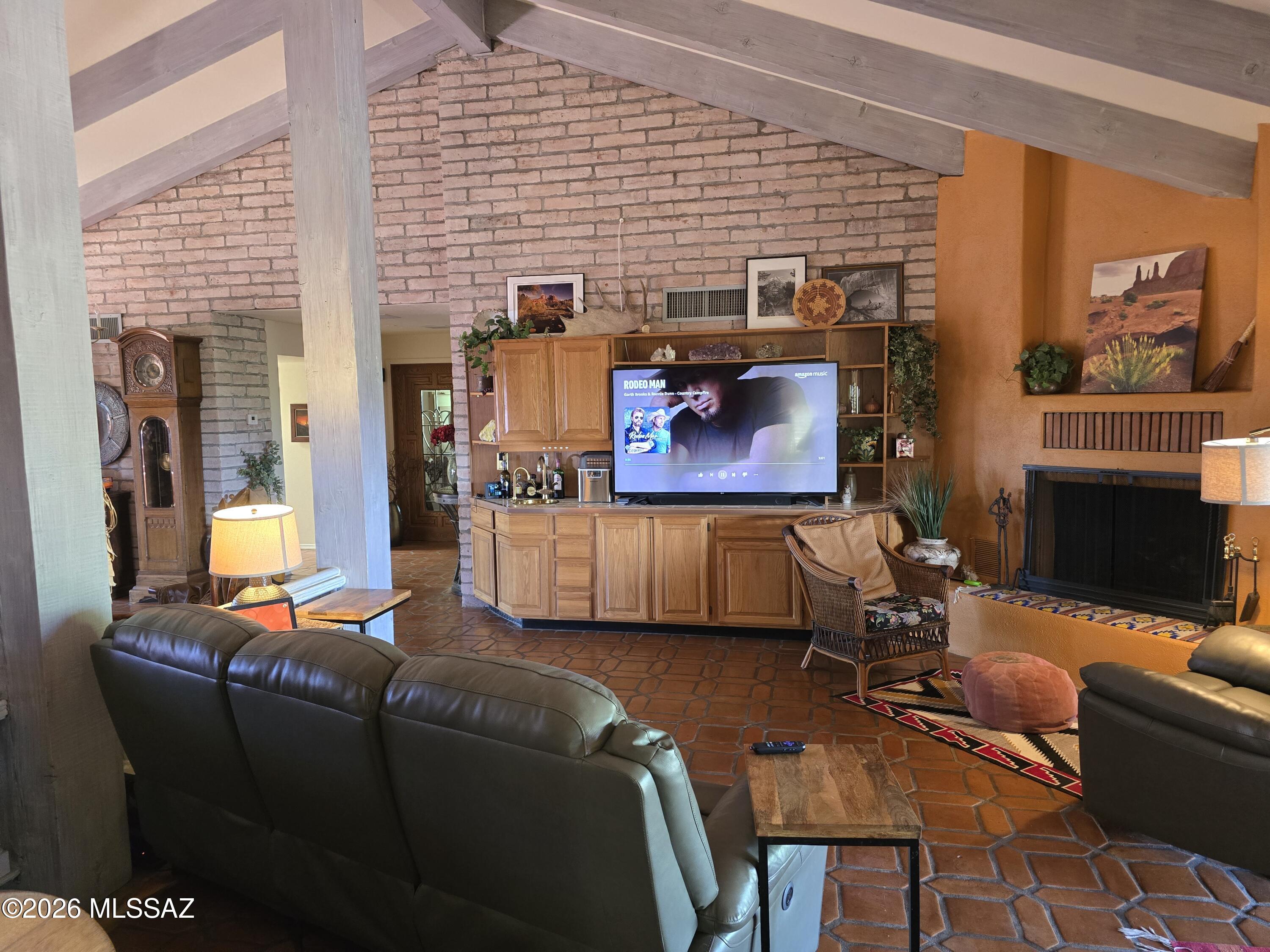 Palo Parado Estates - Residential