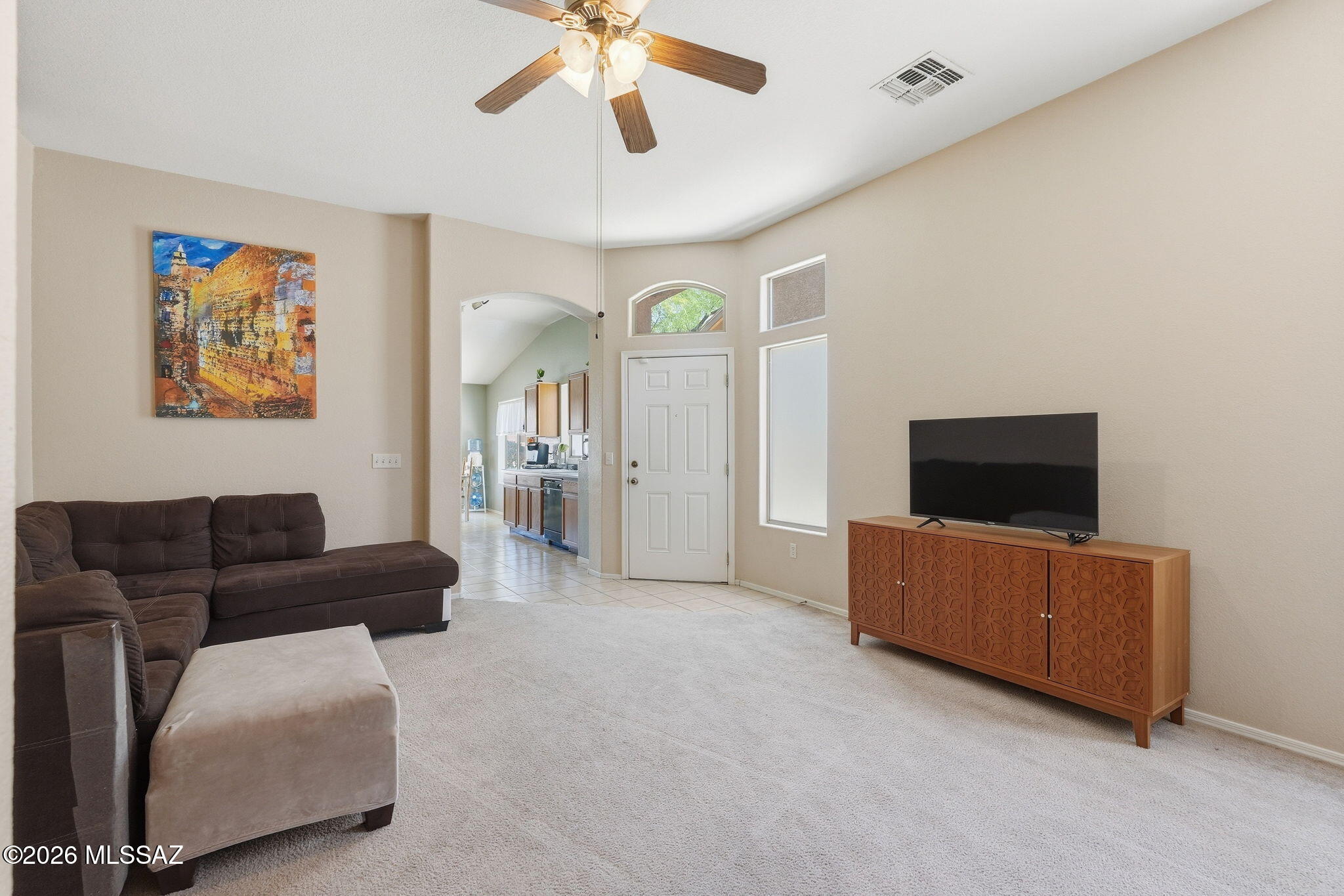 2150 E Calle Los Marmoles