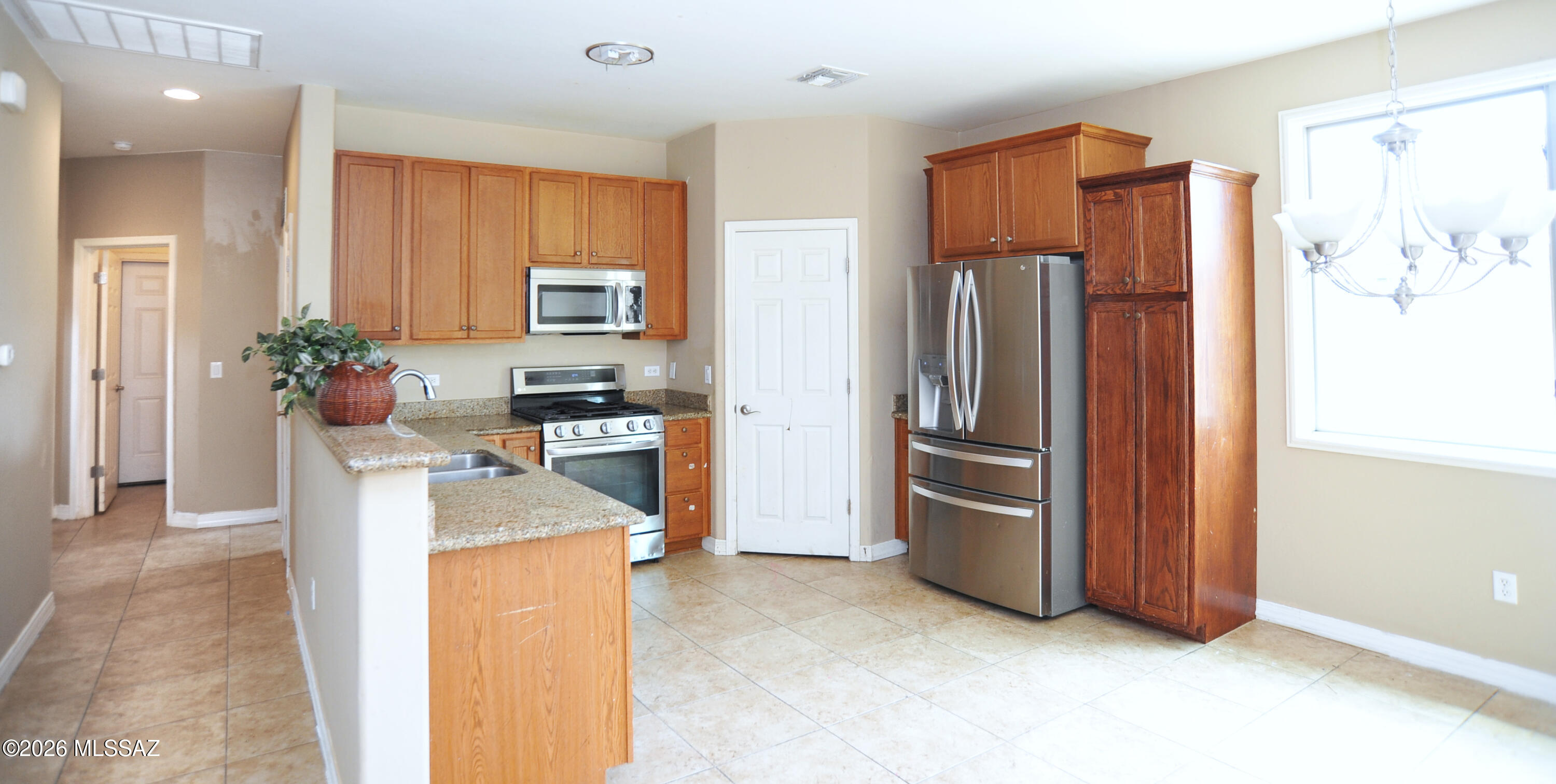 60648 E Eagle Mountain Drive