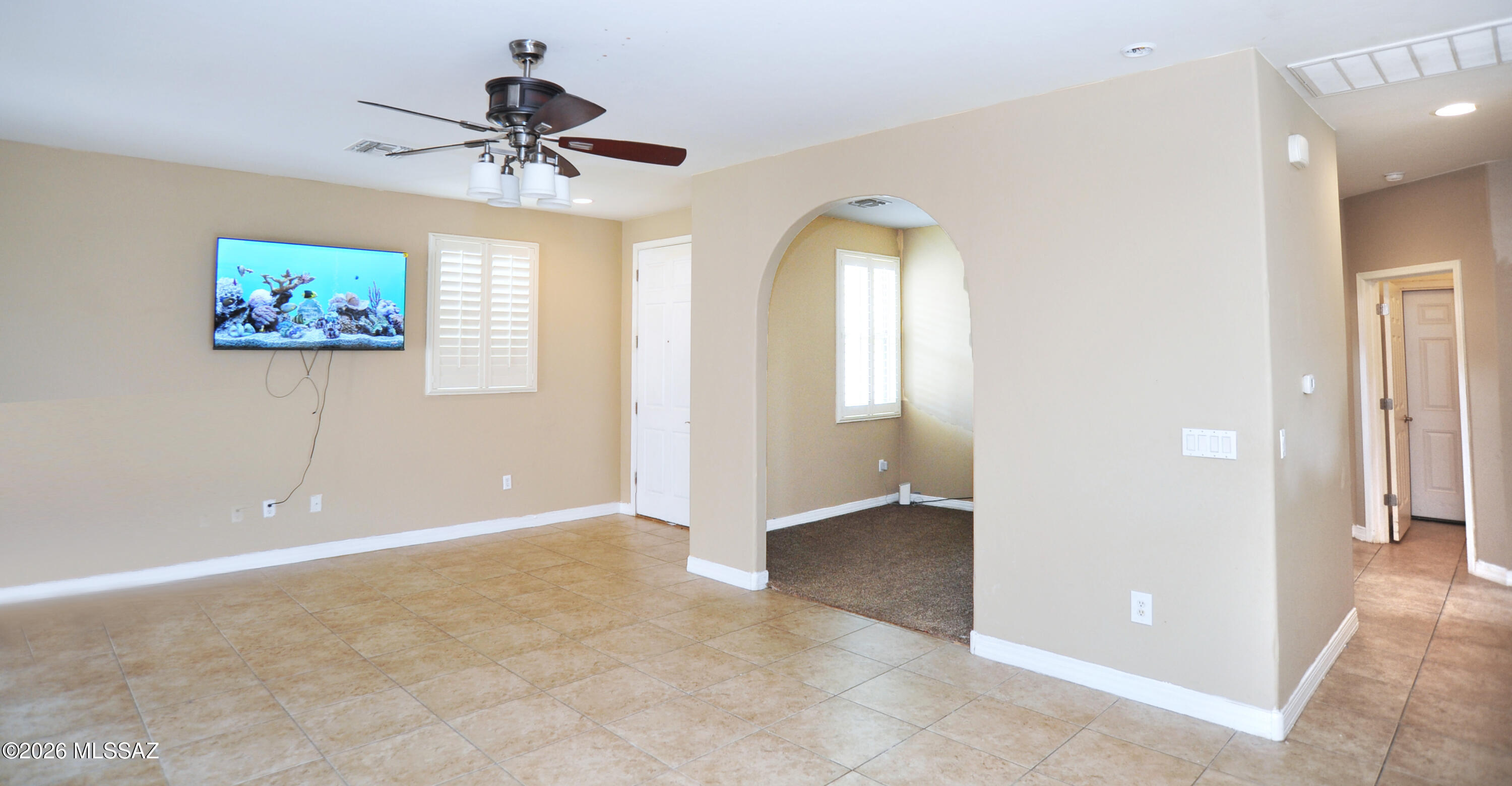 60648 E Eagle Mountain Drive