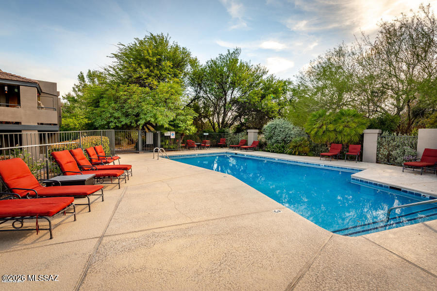 Greens at Ventana Canyon - Residential