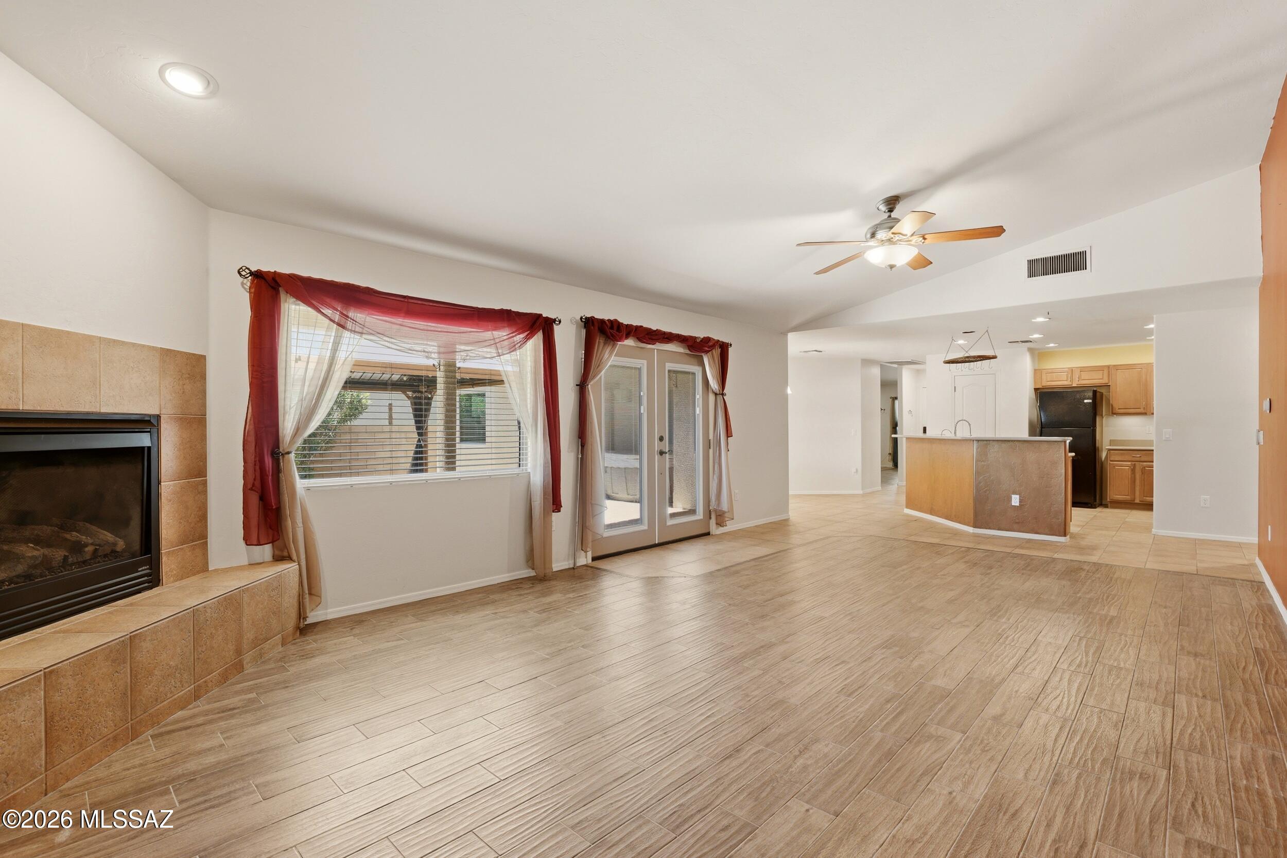 Star Valley Blk. 10 (1-228) - Residential
