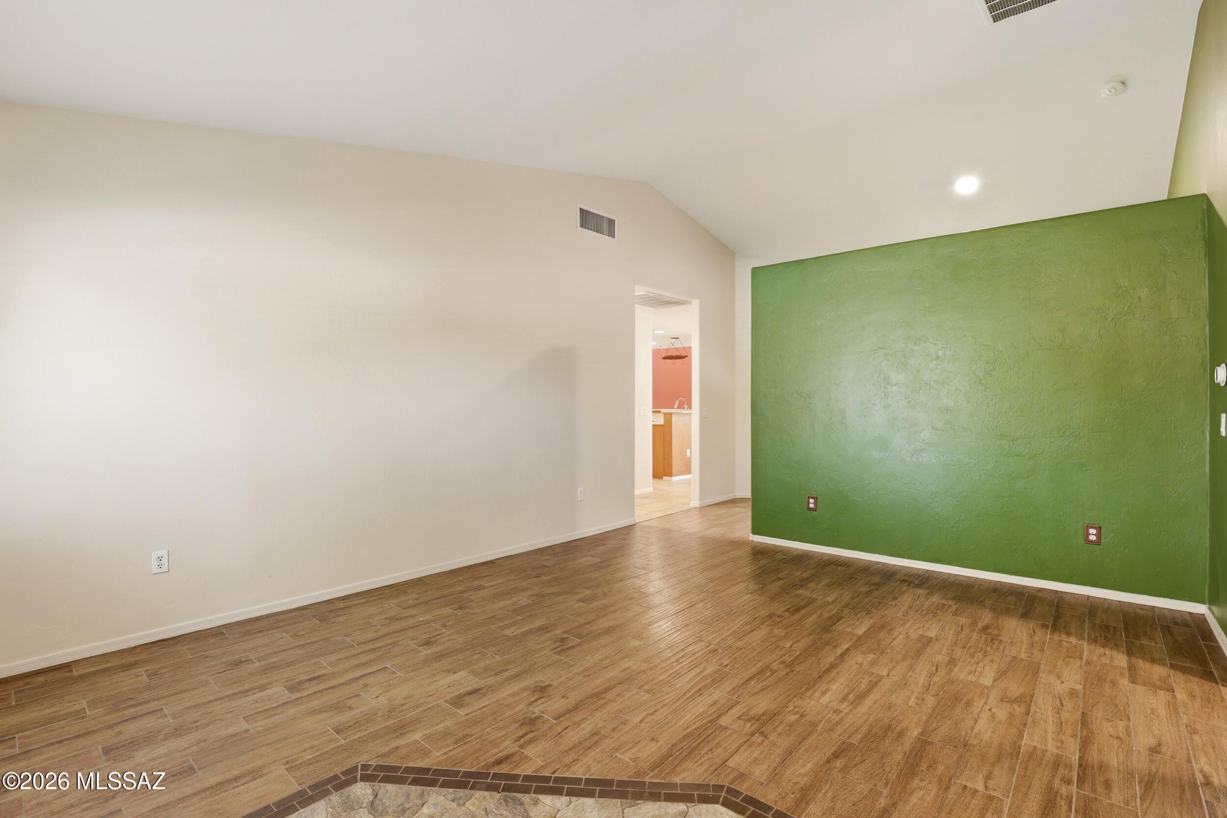 Star Valley Blk. 10 (1-228) - Residential